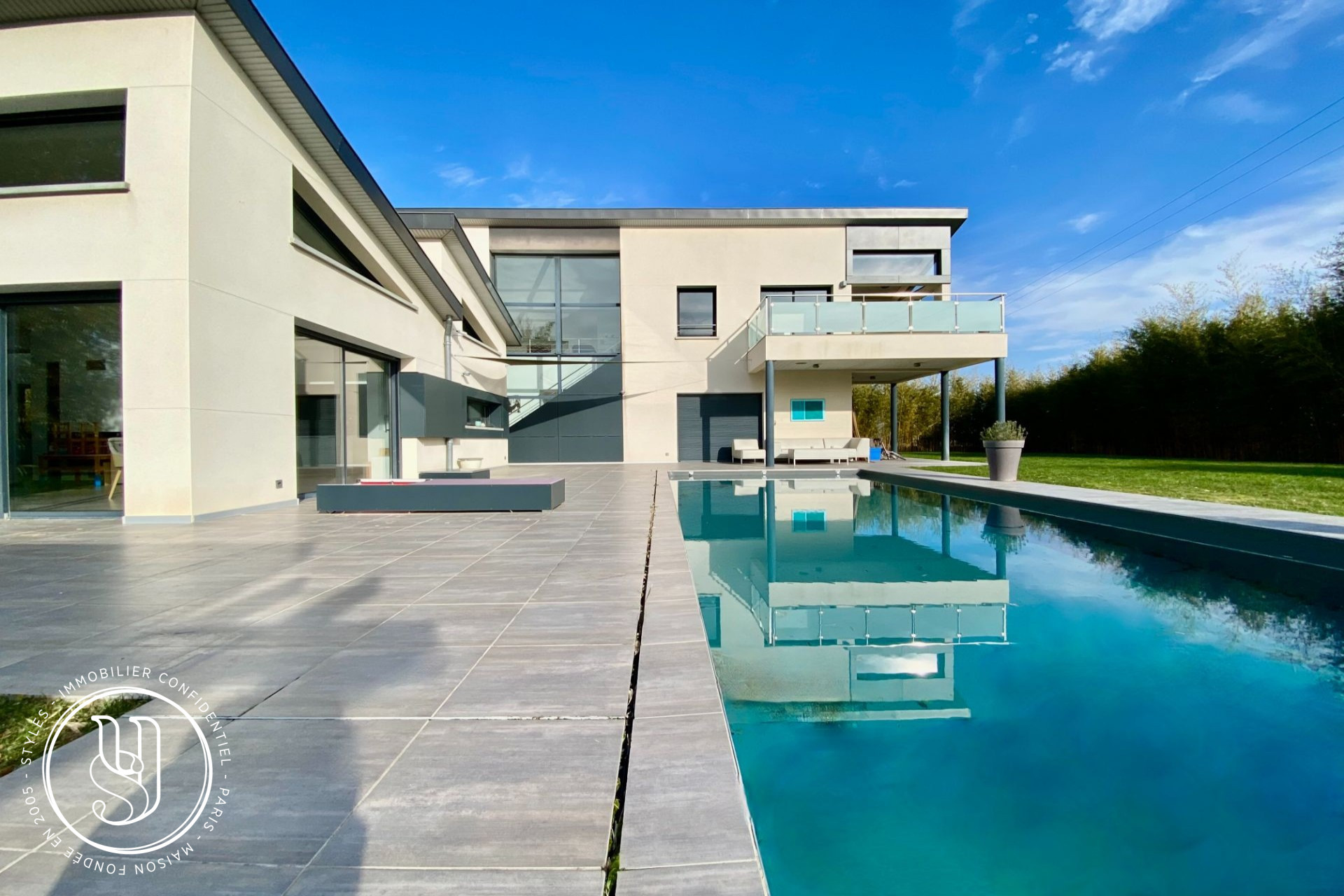 Toulouse - Nearby - Under compromise - A beautiful contemporary with pool - image 5