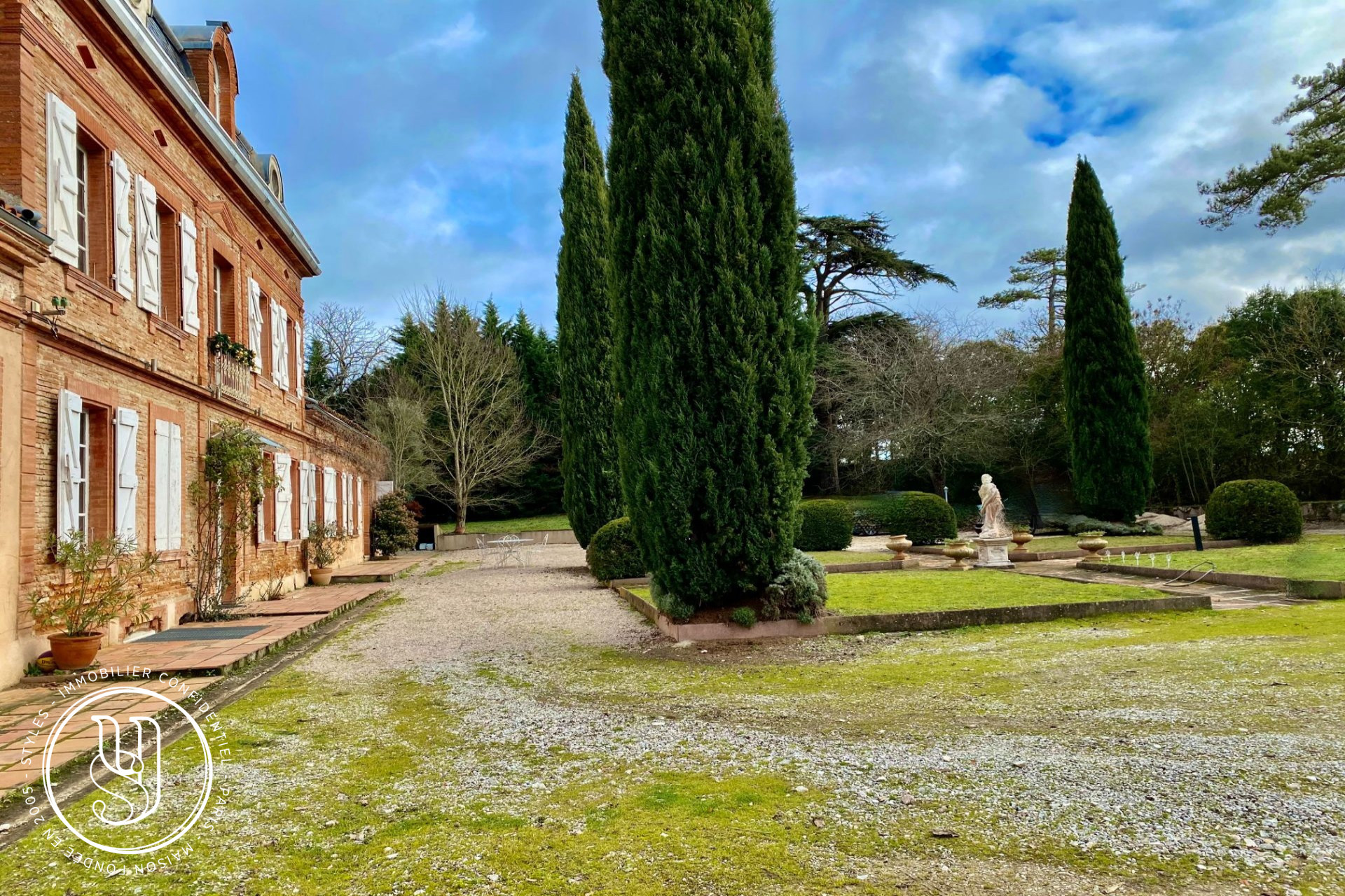 Toulouse - Under compromise - A bourgeois family home - image 5