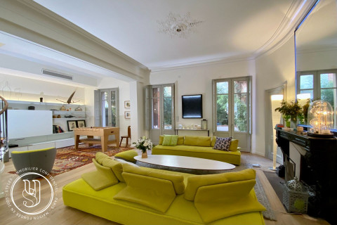 Toulouse - Confidential, unique address: A prestigious town house - image 1