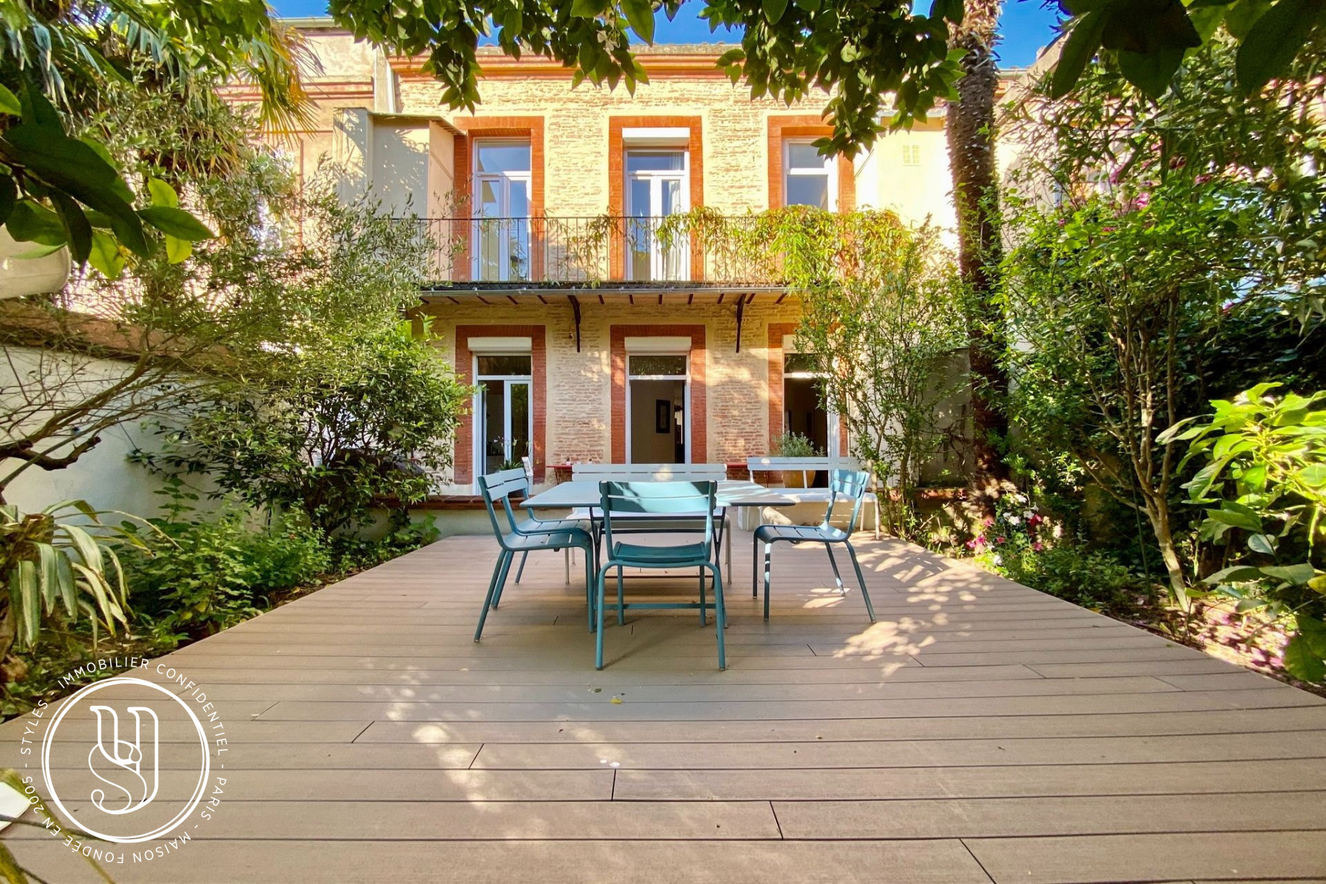 Toulouse - Chalets - under offer, A superb family townhouse with garden   - image 1