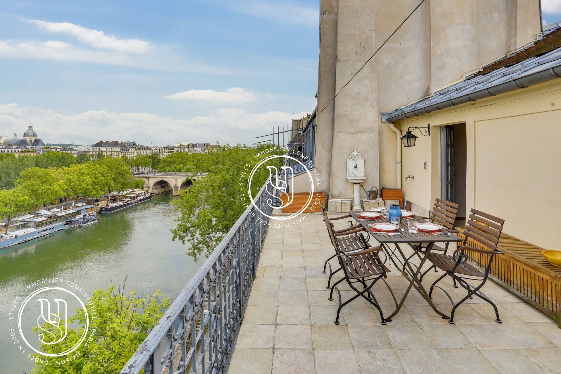 Paris - Already rented - A rooftop on the Ile Saint Louis - image 3