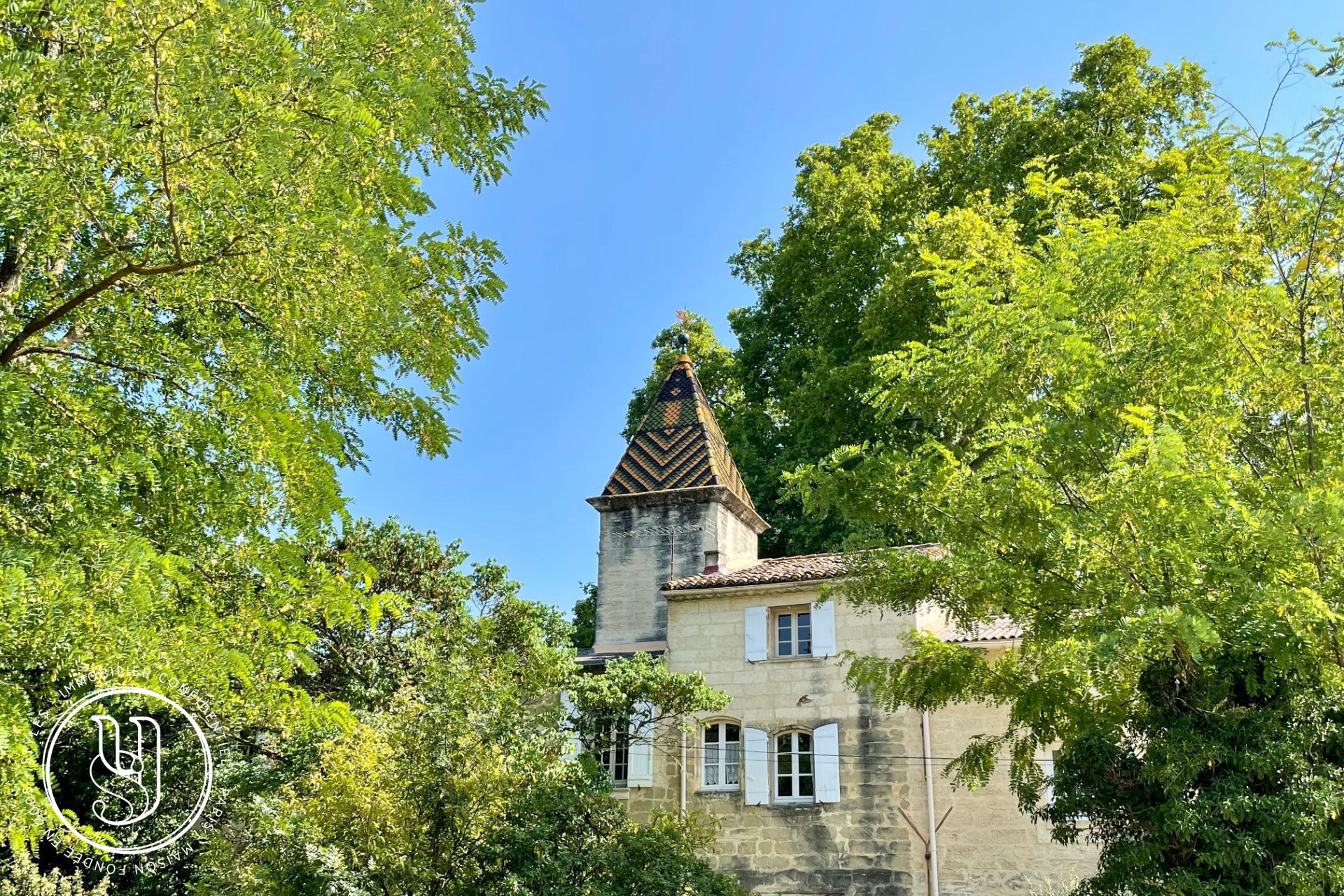 Uzès - Proche - Domaine avec son mas et ses 16ha de terres - image 7