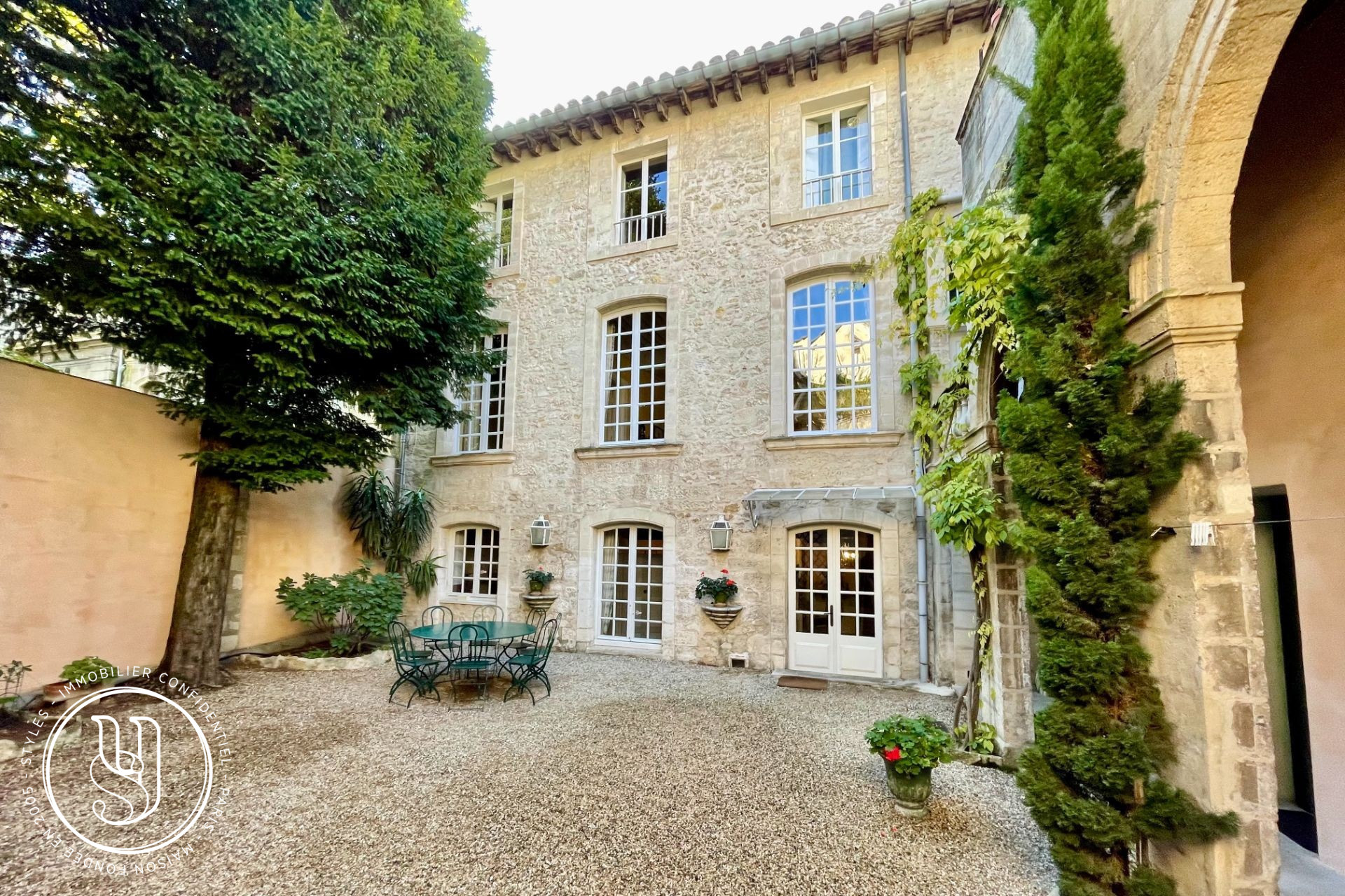 Avignon - intra muros, a charming townhouse, a Tuscany atmosphère ... - image 3