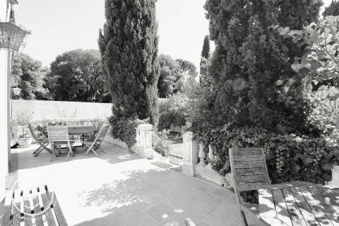 Montpellier - Sold by Styles - Stone house with swimming pool - image 1