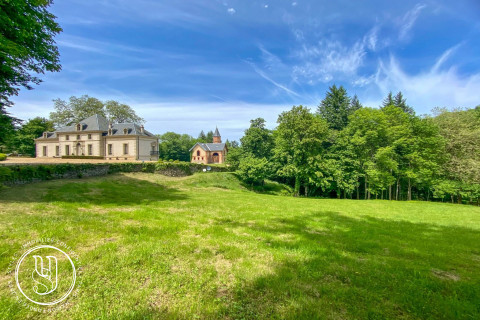 Toulouse - under offer, An elegant 19th century castle - image 1