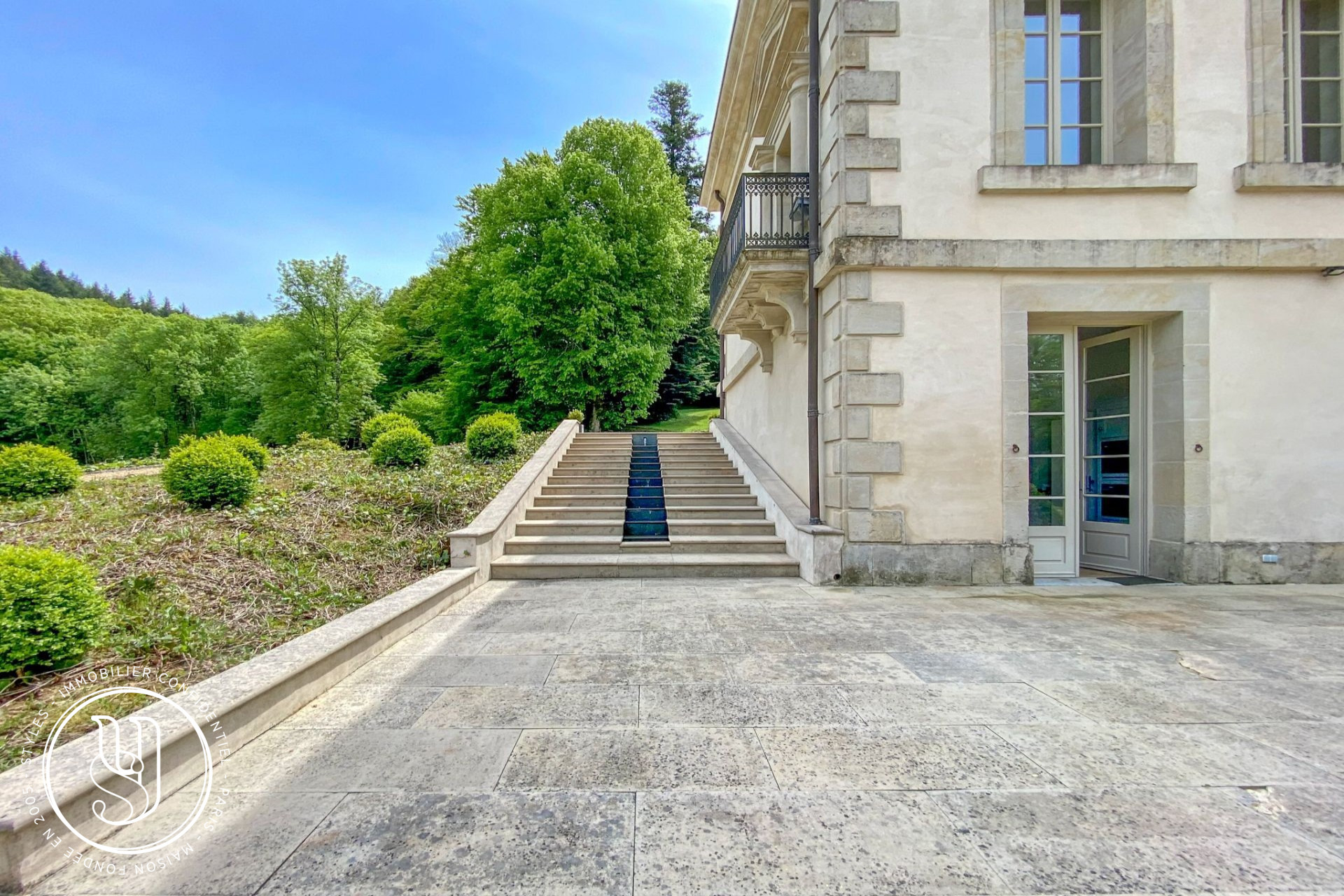 Toulouse - under offer, An elegant 19th century castle - image 17