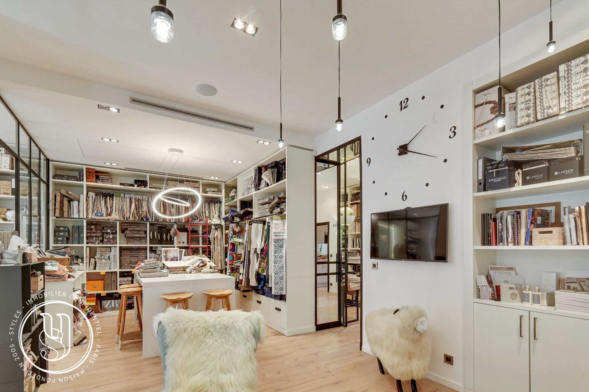 Cannes - Sous compromis - Appartement (ou bureau/showroom) - image 1