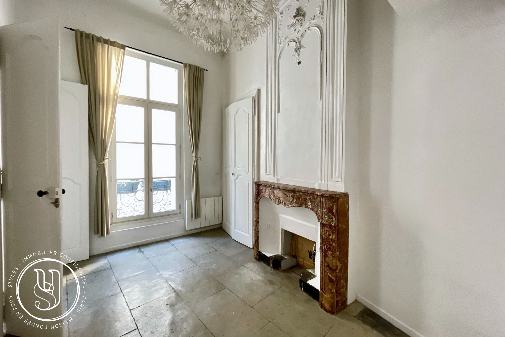 Montpellier - sold by STYLES, historcial centre, superb apartment with chara - image 6