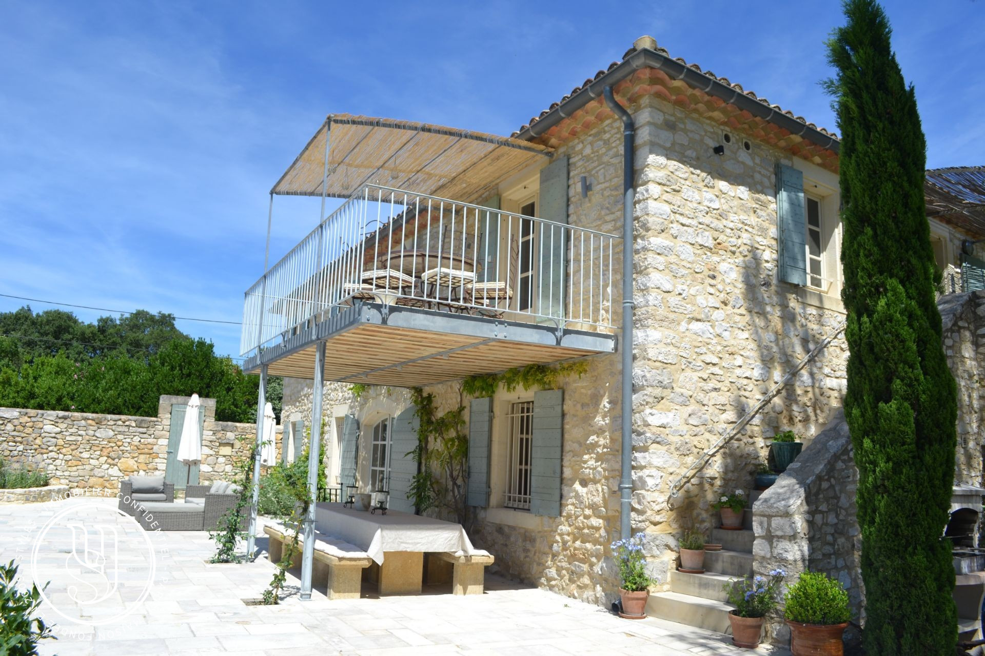 Uzès - nearby, under offer, in the countryside, under offer - image 2