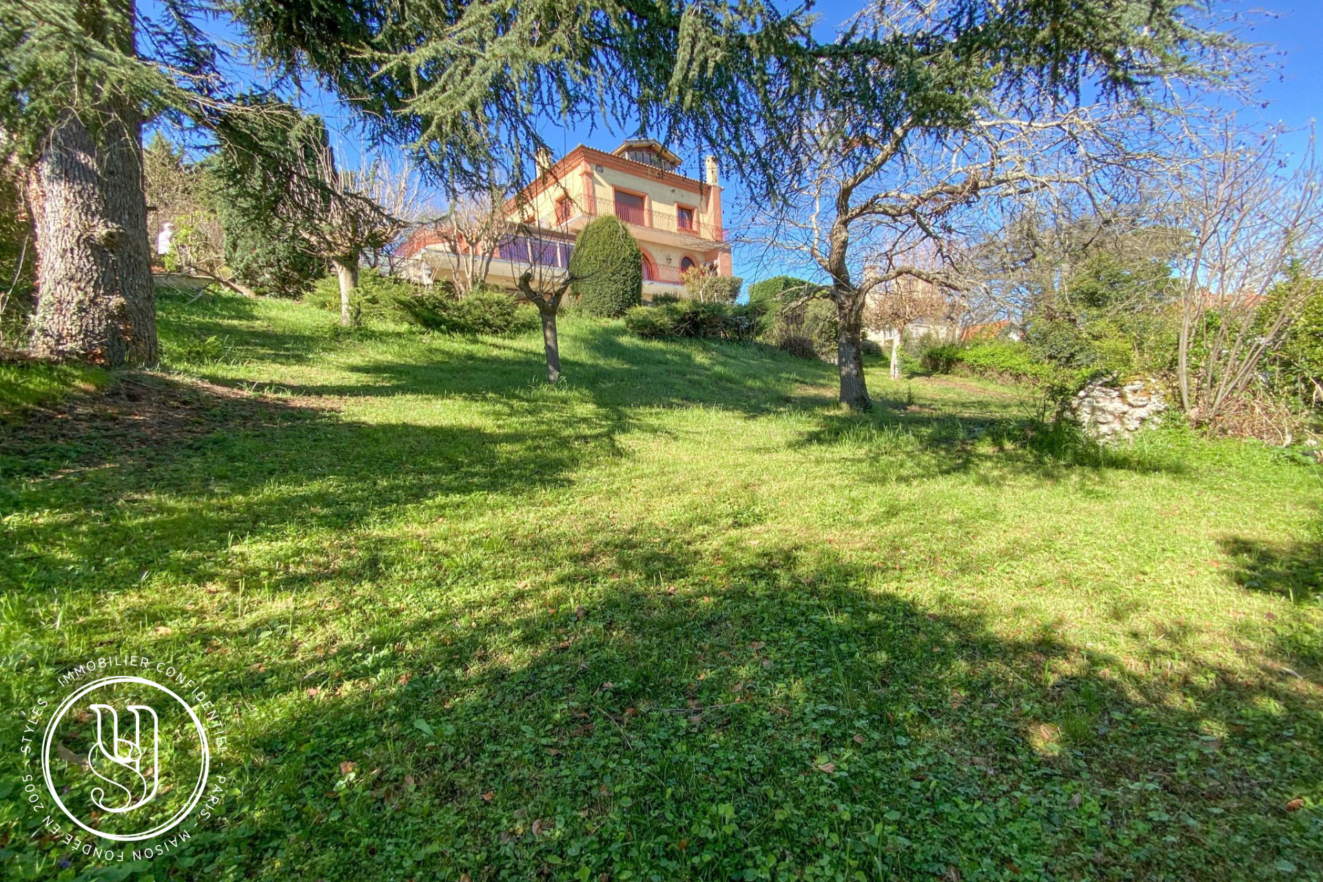 Toulouse - A family villa with open views ... - image 7