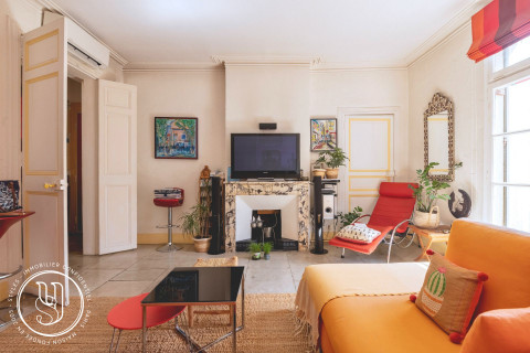 Montpellier - rue Foch, an apartment with character and views - image 1