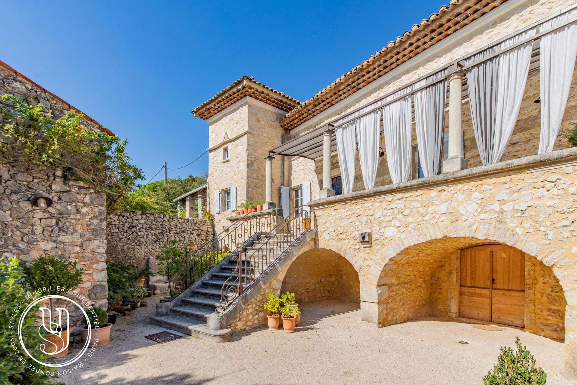 Uzès - Propriété incroyable, proche des gorges de l'Ardèche - image 4