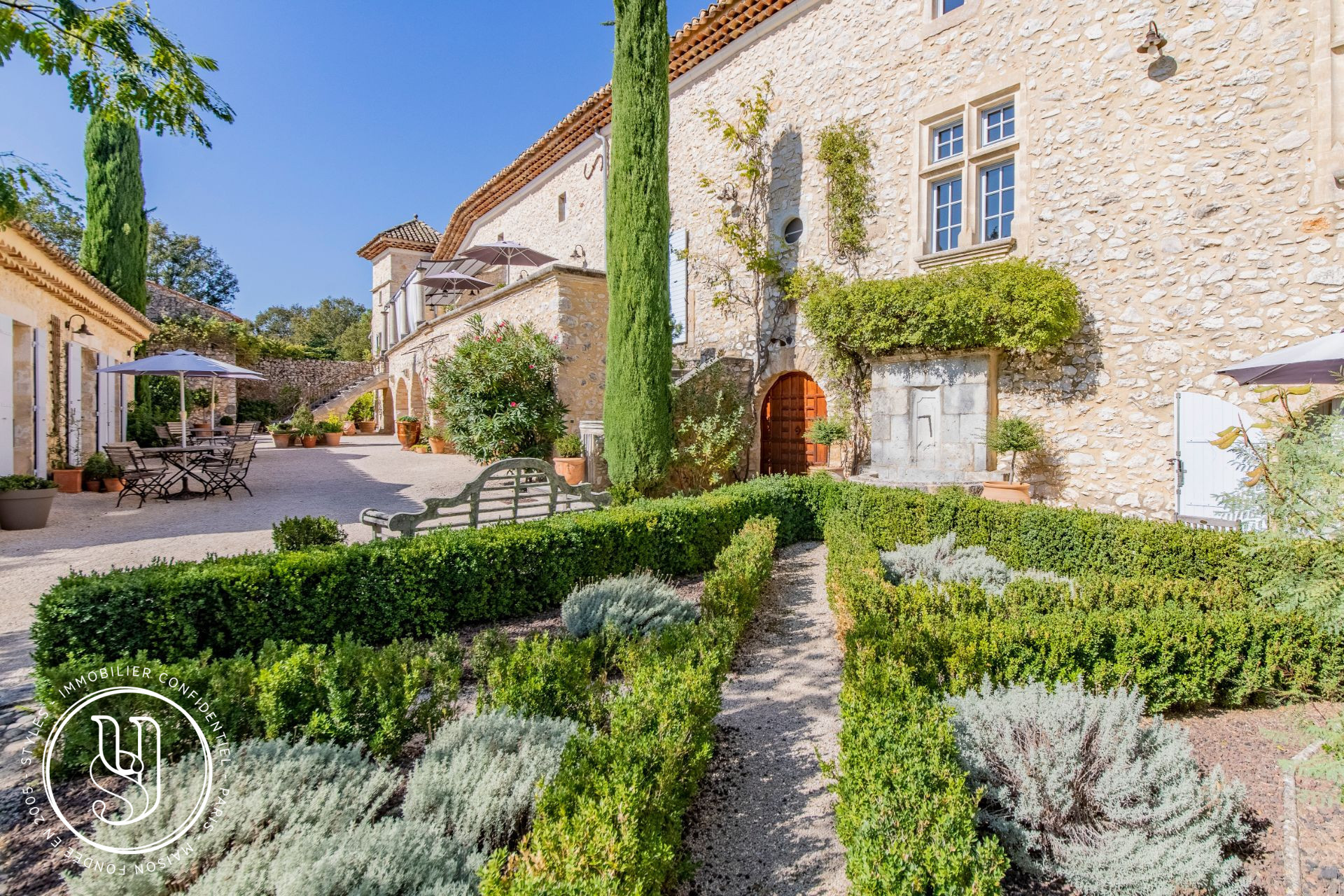 Uzès - Stunning property close to the gorges of the Ardeche - image 2