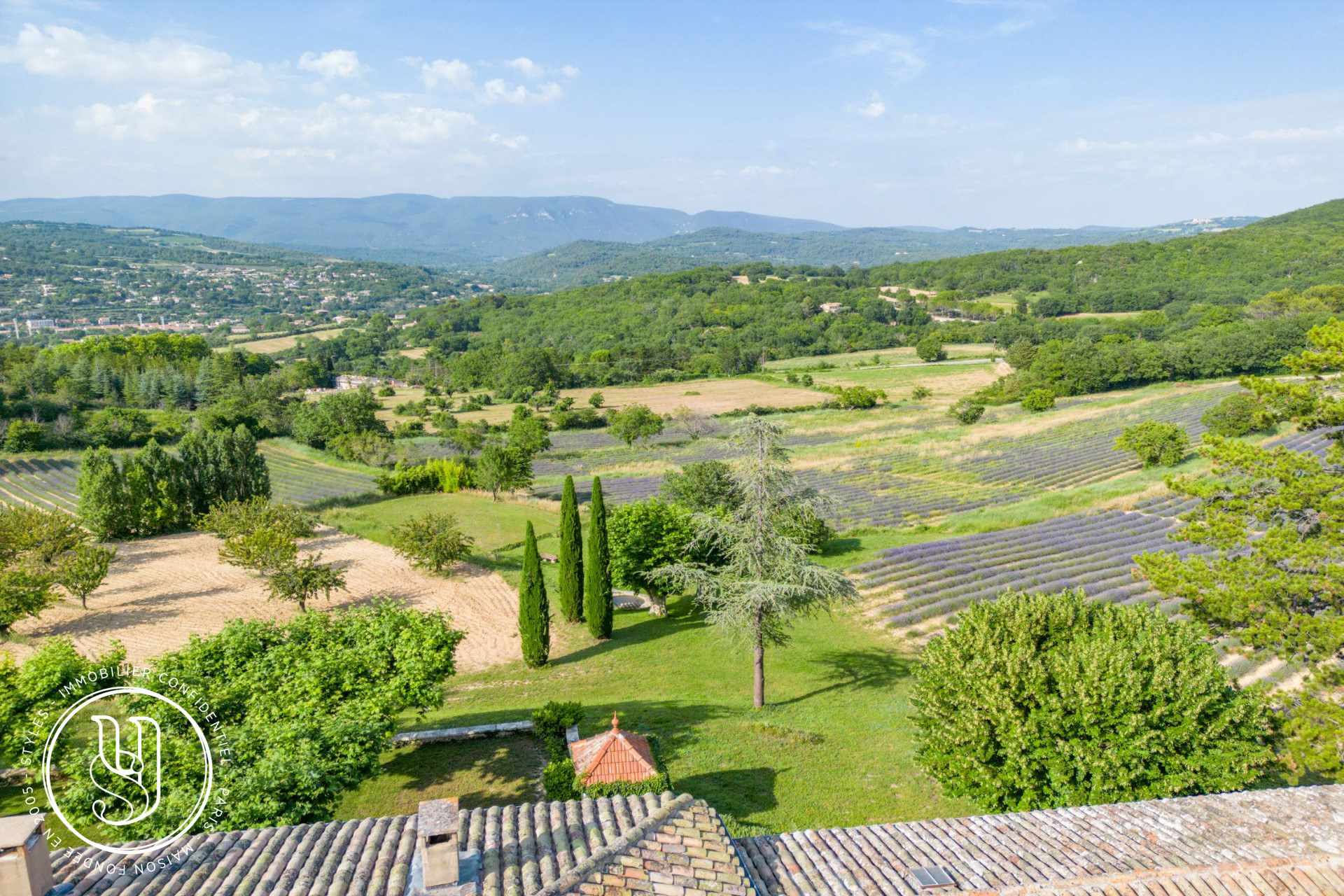 Saignon - a Provençal countryside with breathtaking views - image 20