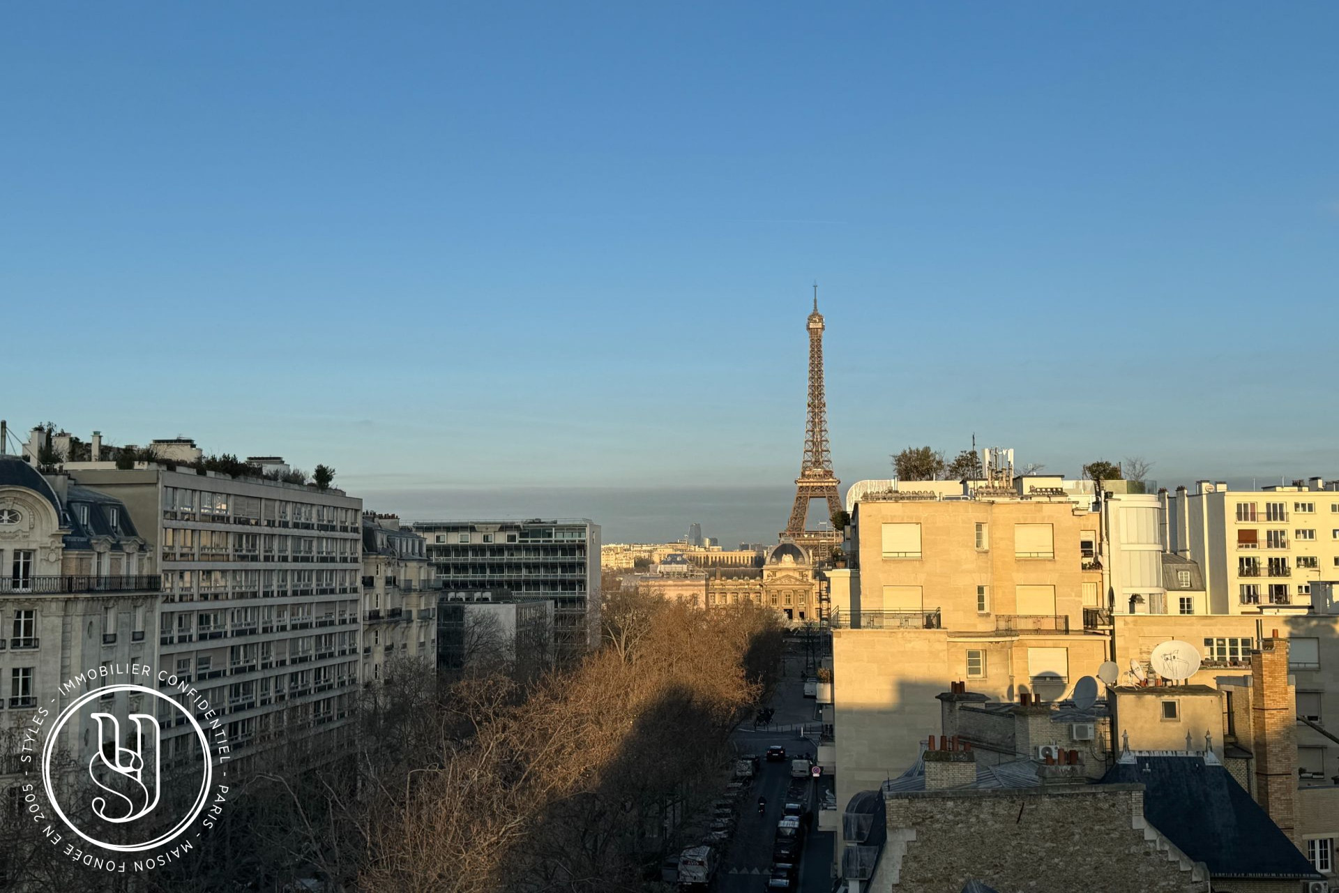 Paris - Dernier étage - Terrasse, dejà loué - image 3