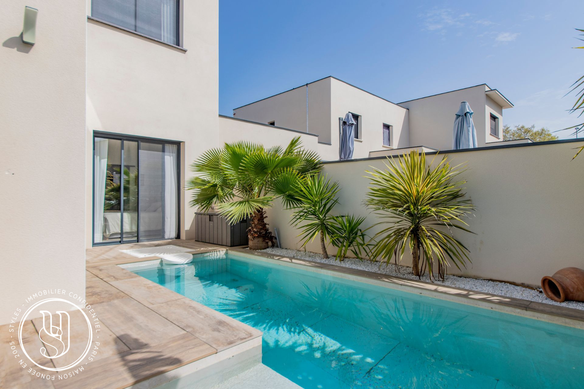 Montpellier - close, a contemporary close to the sea - image 9