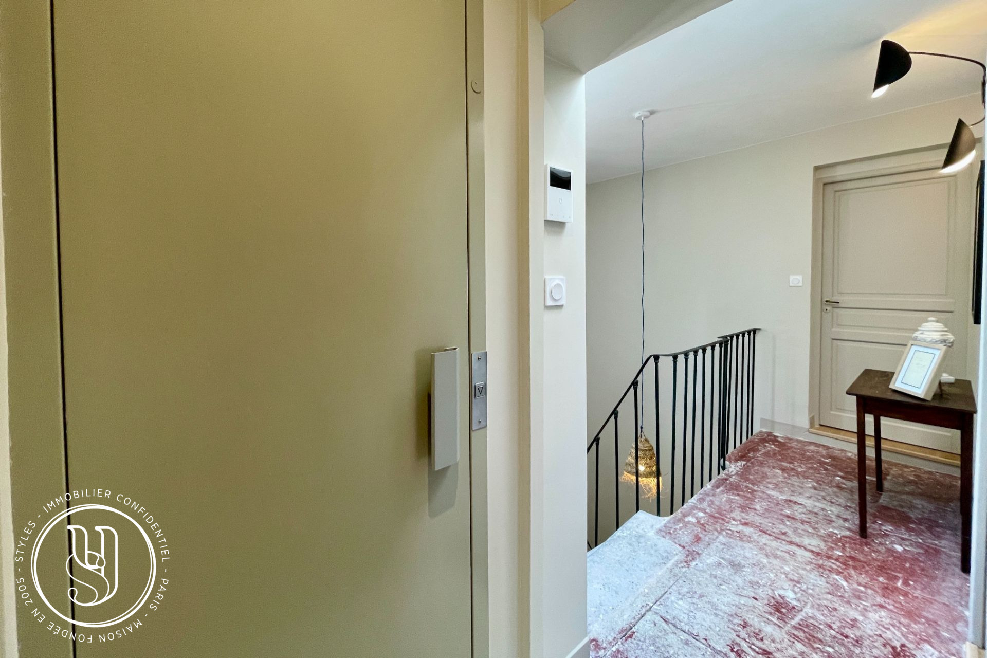 Uzès - center, sold by S T Y L E S, elevator and Duchy views - image 18