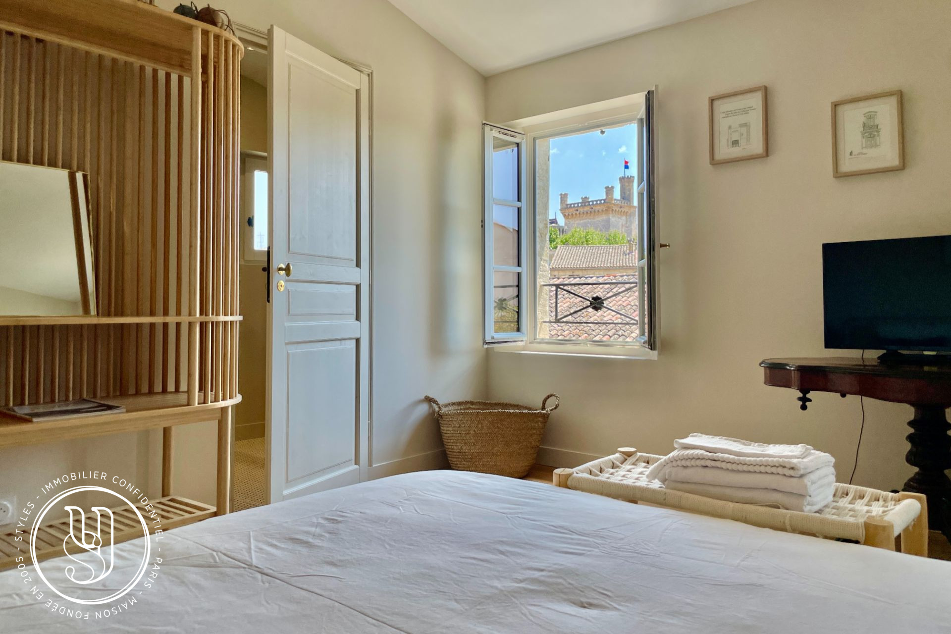 Uzès - center, sold by S T Y L E S, elevator and Duchy views - image 20