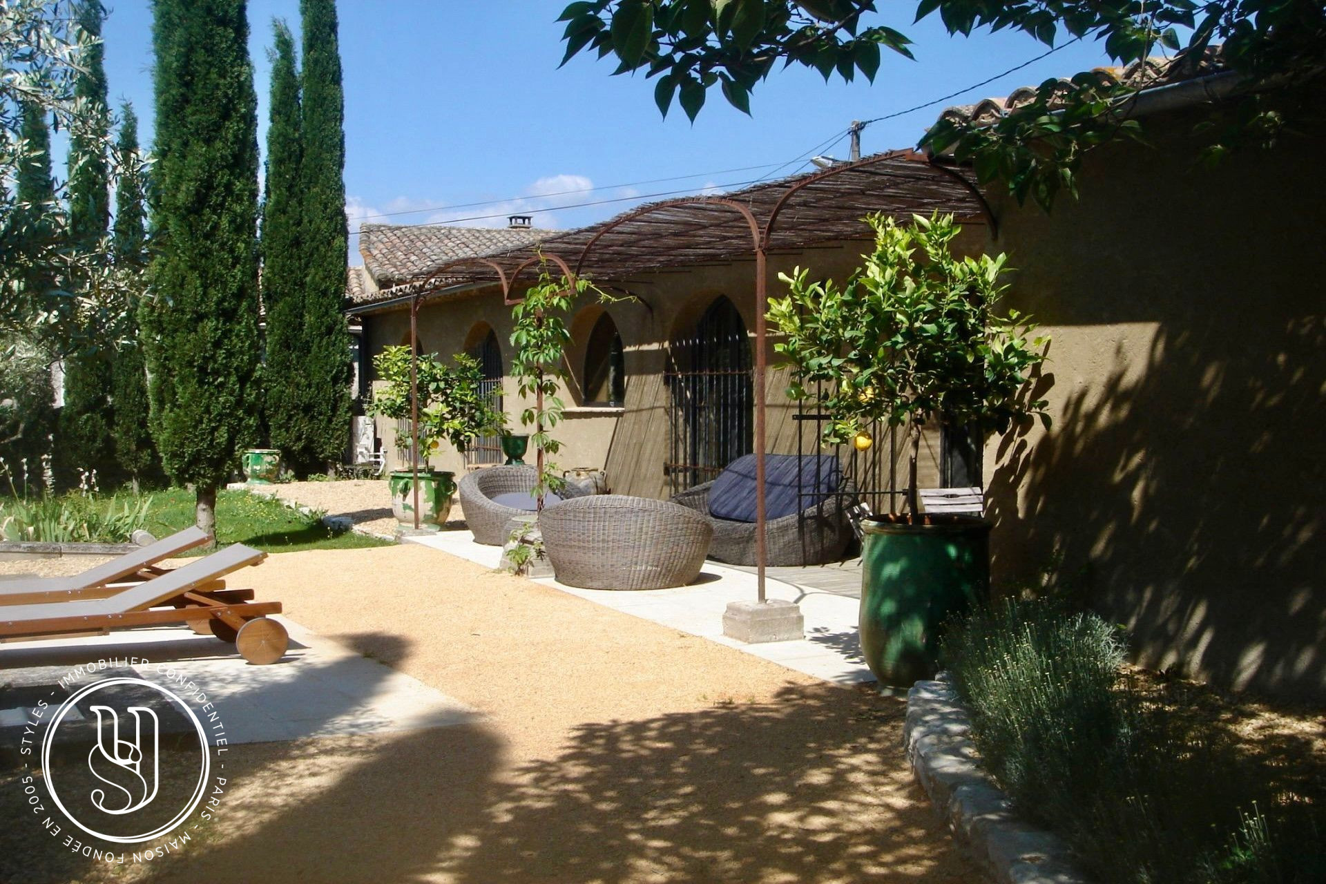 Uzès - in the countryside, peaceful, the sweet life - image 5
