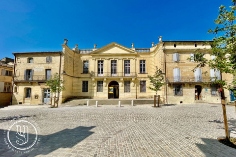 Uzès - - image 1