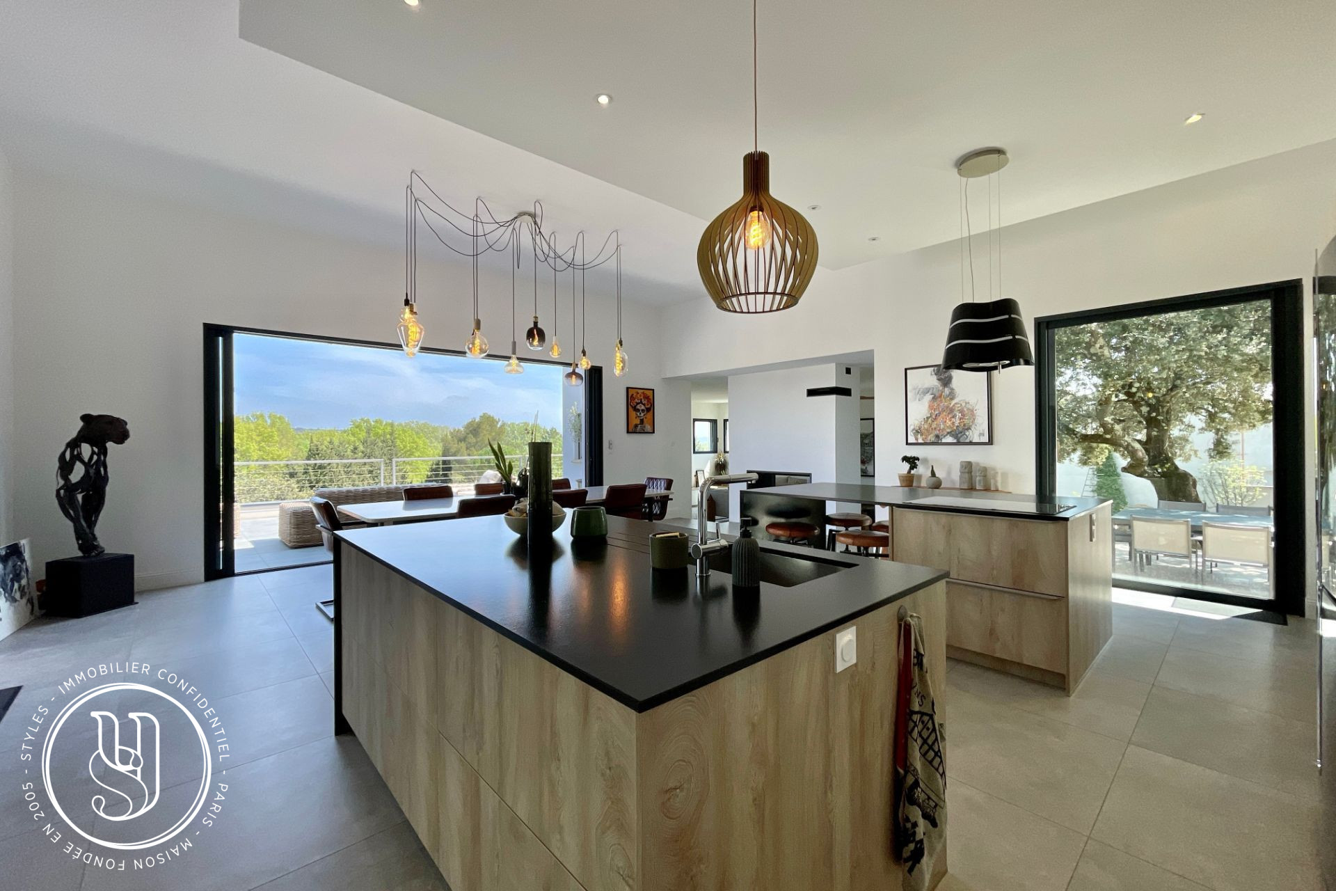 Uzes - proche centre, une situation magique ! - image 8