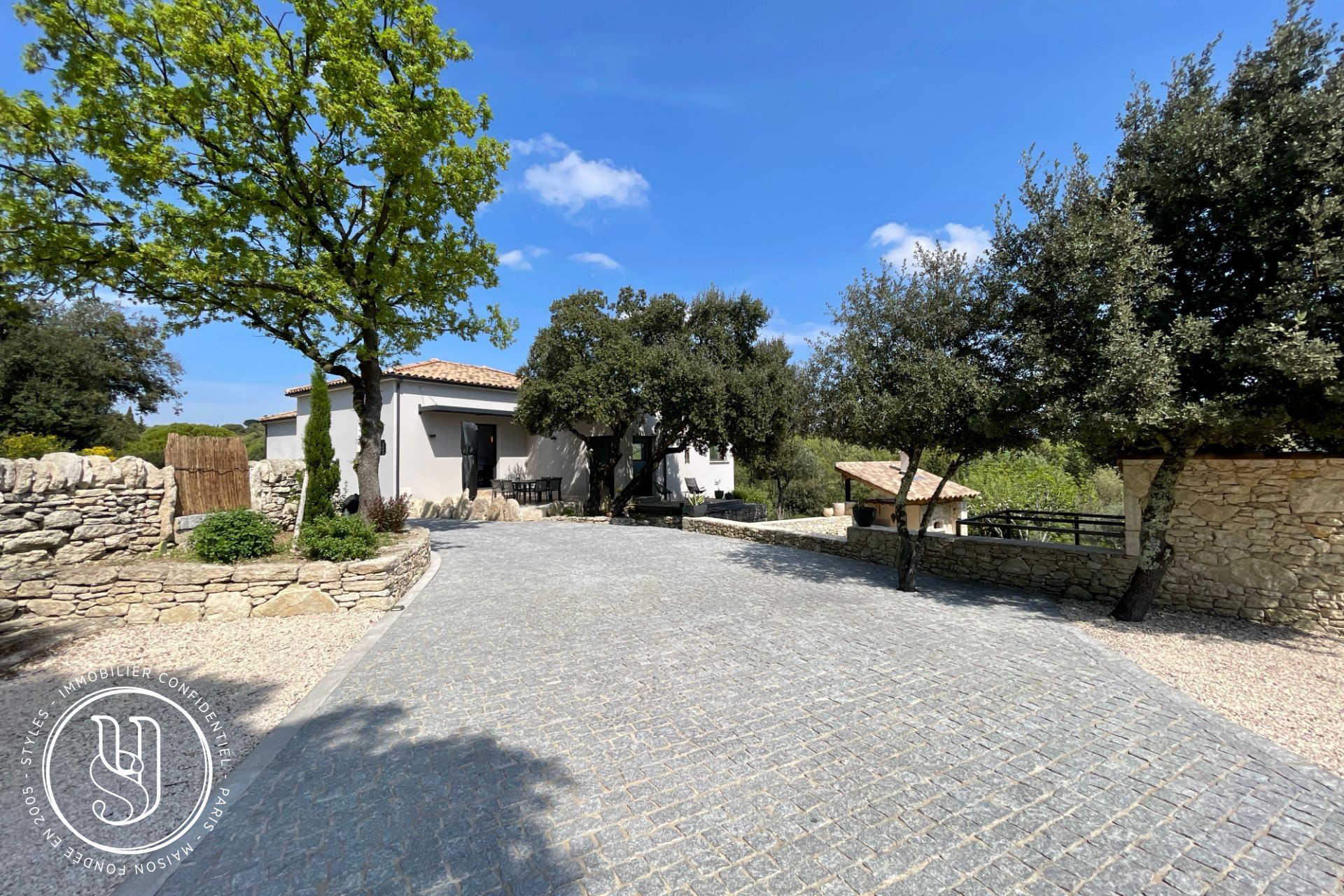 Uzes - proche centre, une situation magique ! - image 15