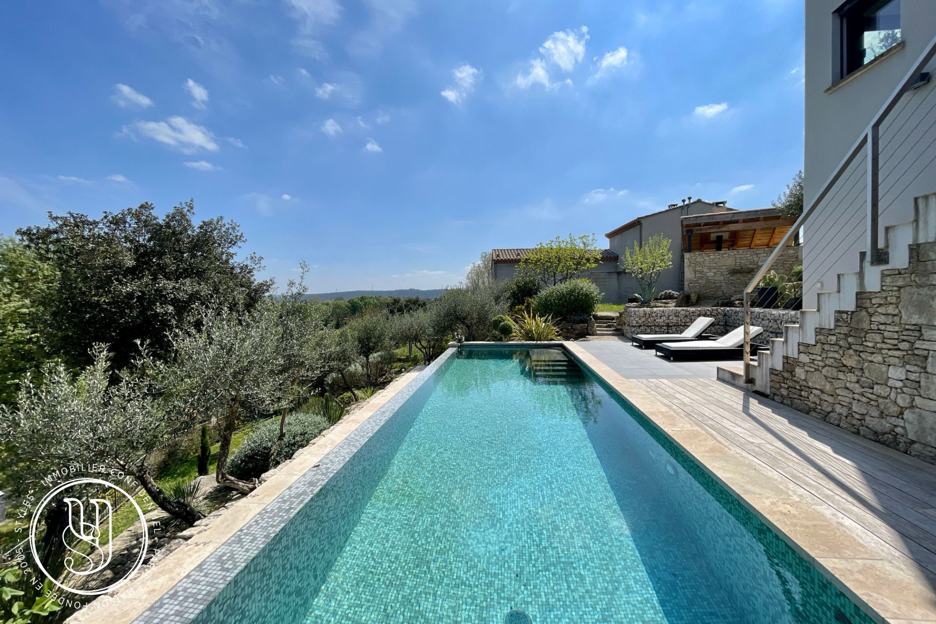 Uzes - proche centre, une situation magique ! - image 19