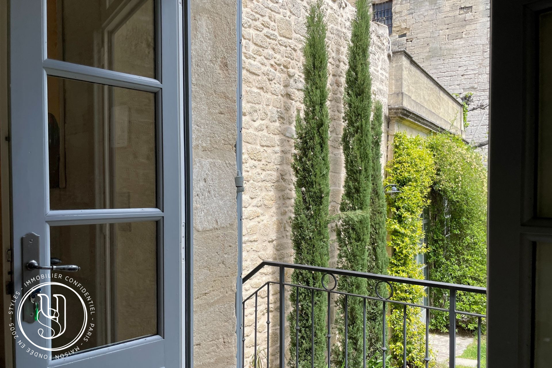 Uzès - Elegant apartment in the heart of historic Uzès - image 8