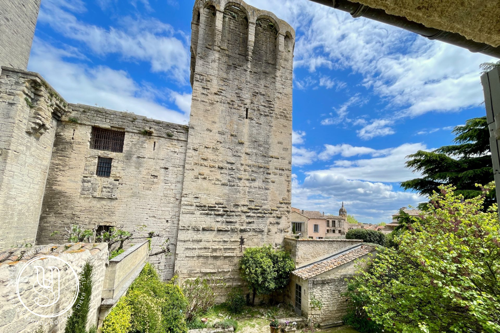 Uzès - Elegant apartment in the heart of historic Uzès - image 3