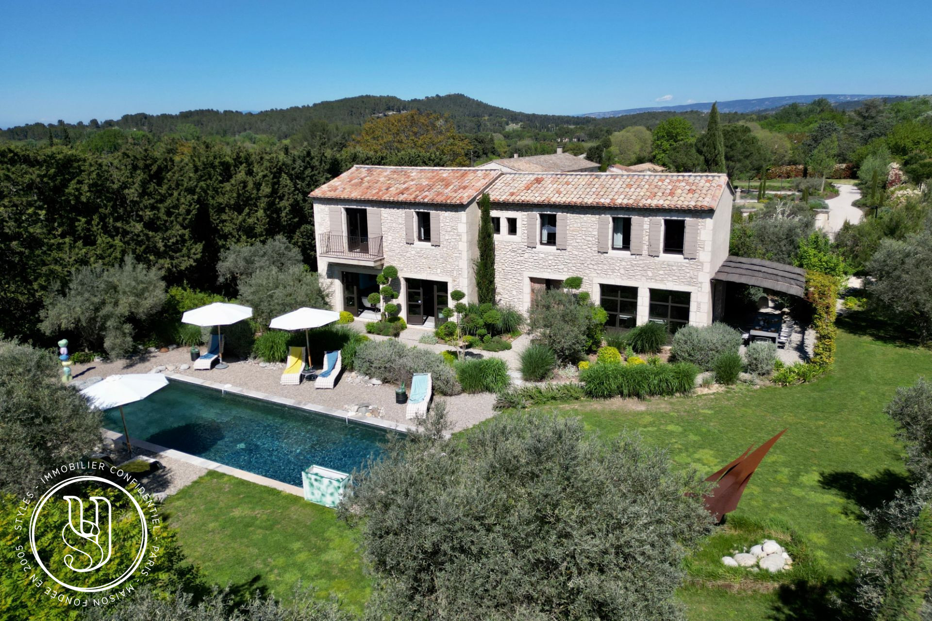 Eygalières - The Art of Living in Eygalières, a unique property - image 3