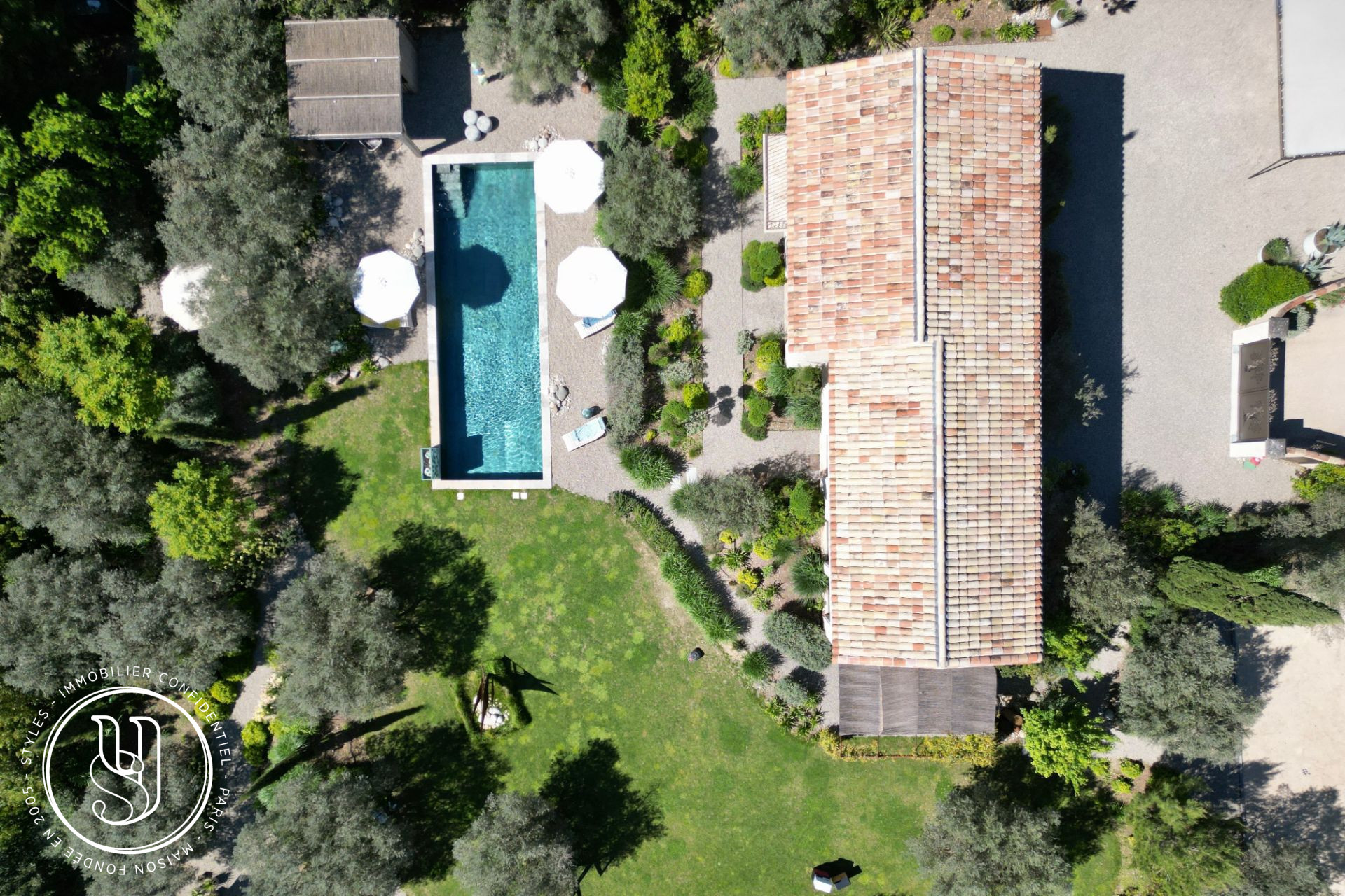 Eygalières - The Art of Living in Eygalières, a unique property - image 10