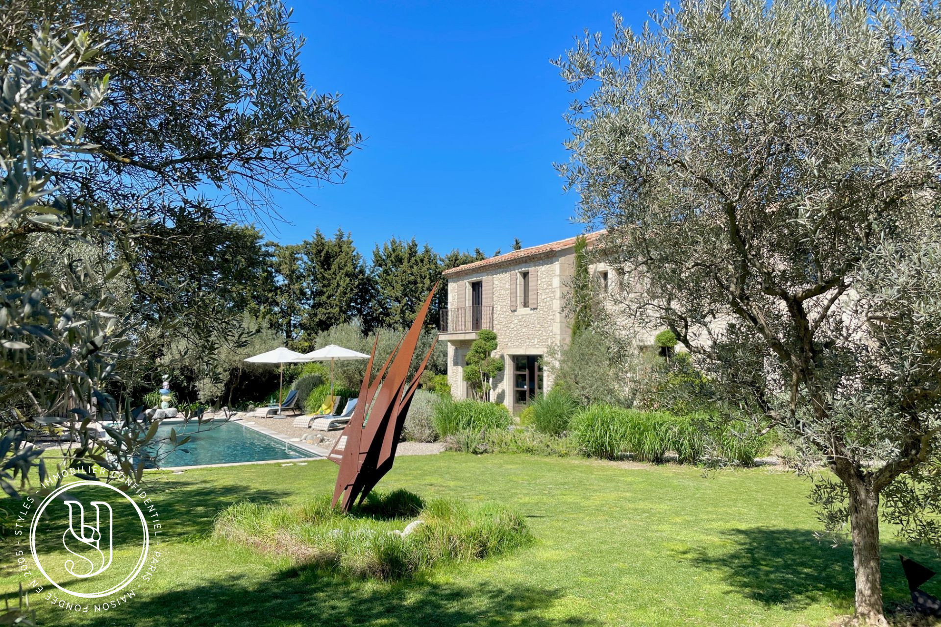 Eygalières - The Art of Living in Eygalières, a unique property - image 20