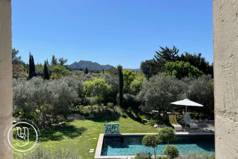 Eygalières - The Art of Living in Eygalières, a unique property - image 1