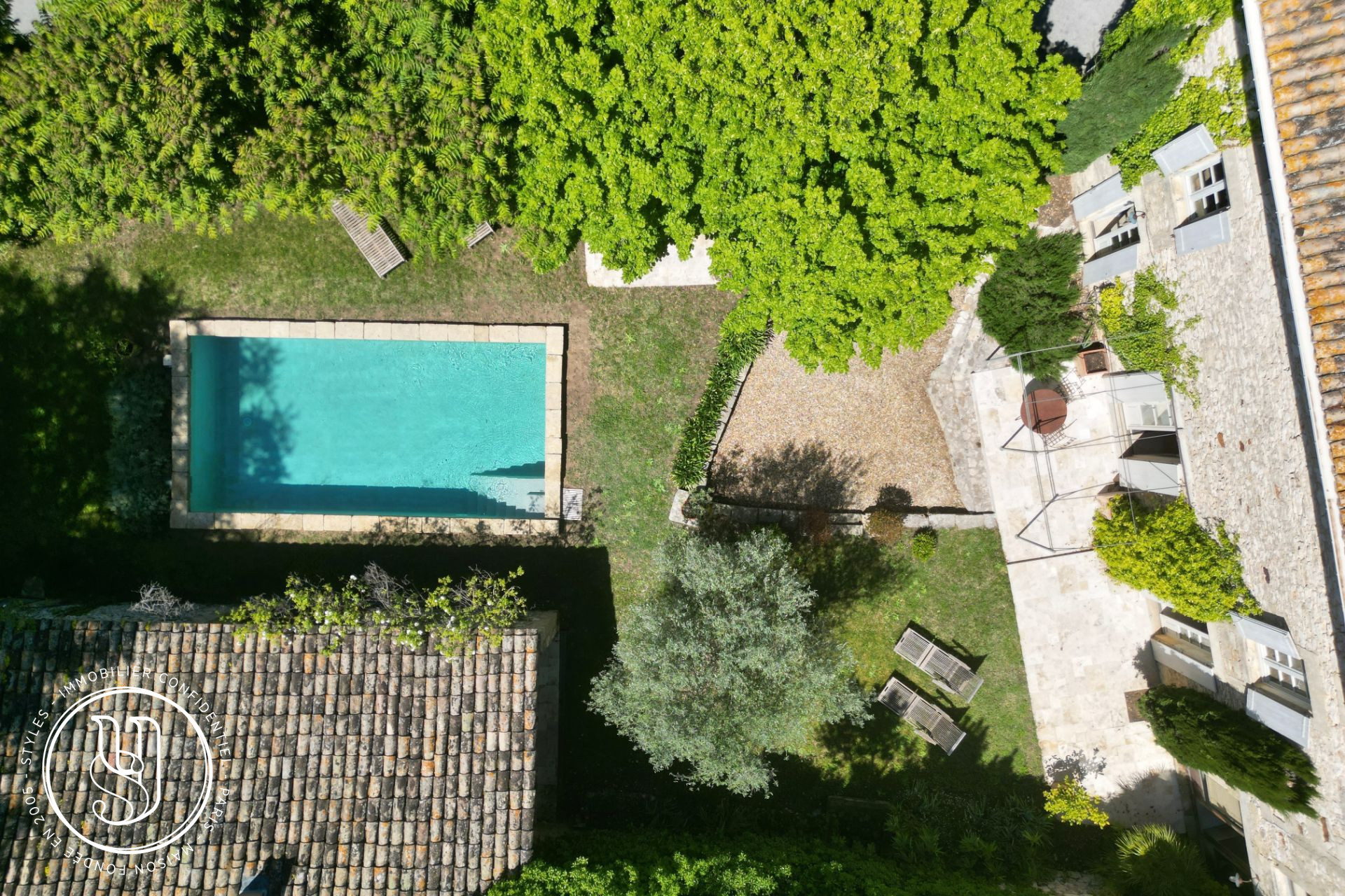 Uzès - proche, une maison avec cachet, restaurée avec gout - image 16