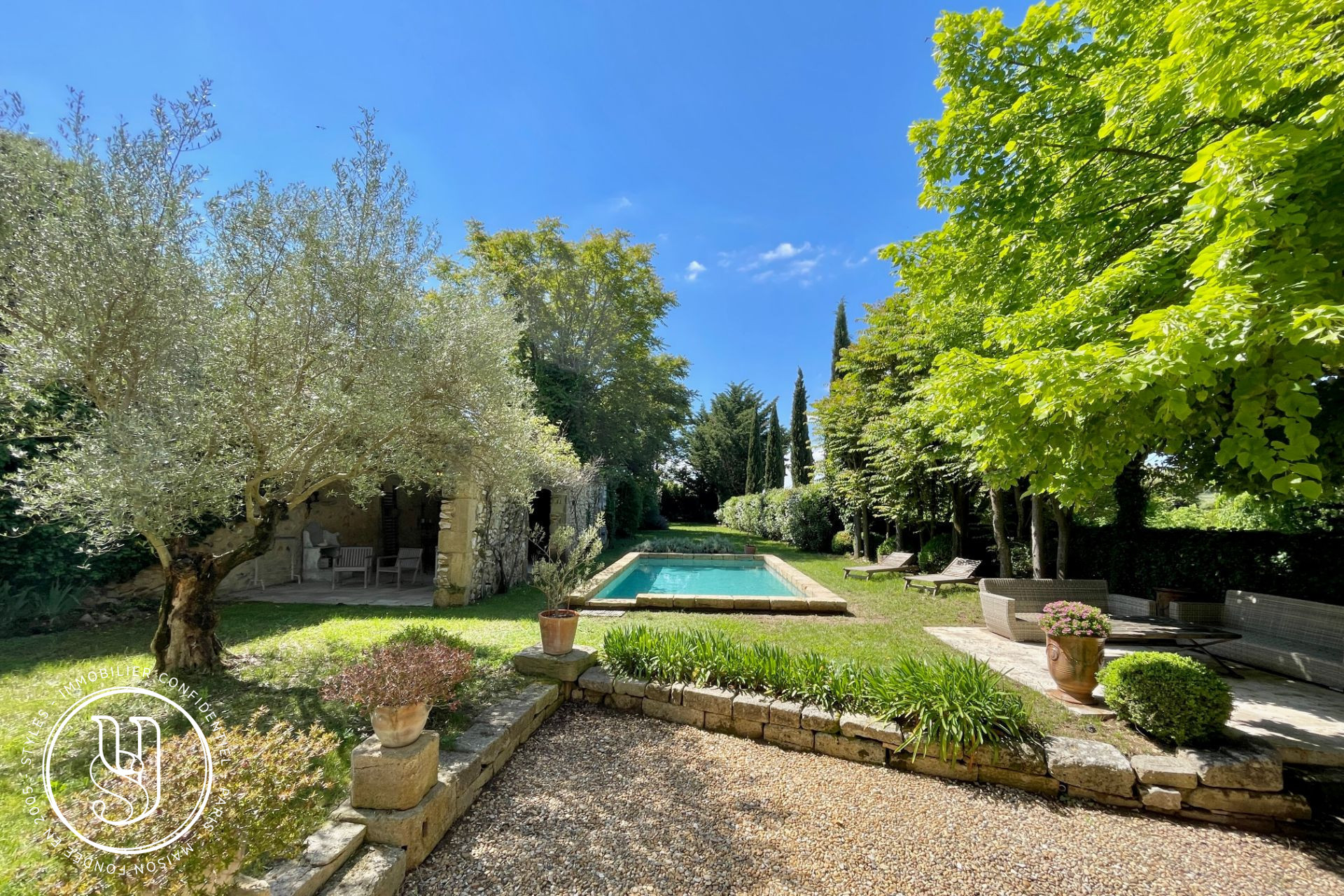 Uzès - proche, une maison avec cachet, restaurée avec gout - image 7