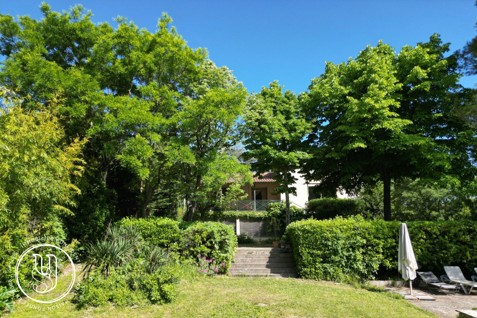 Uzès - center - an exceptional view - image 15