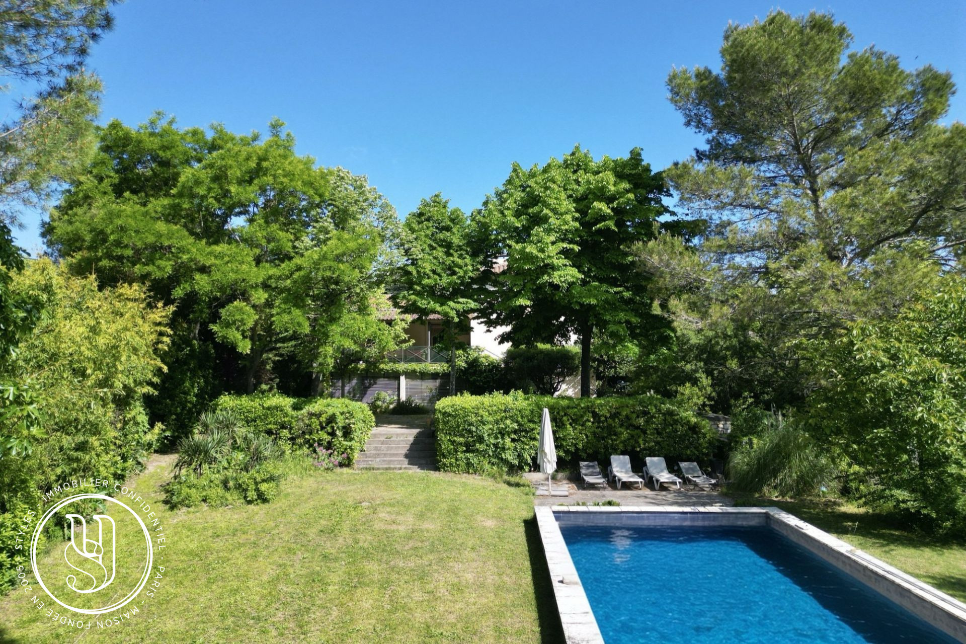 Uzès - center - an exceptional view - image 17