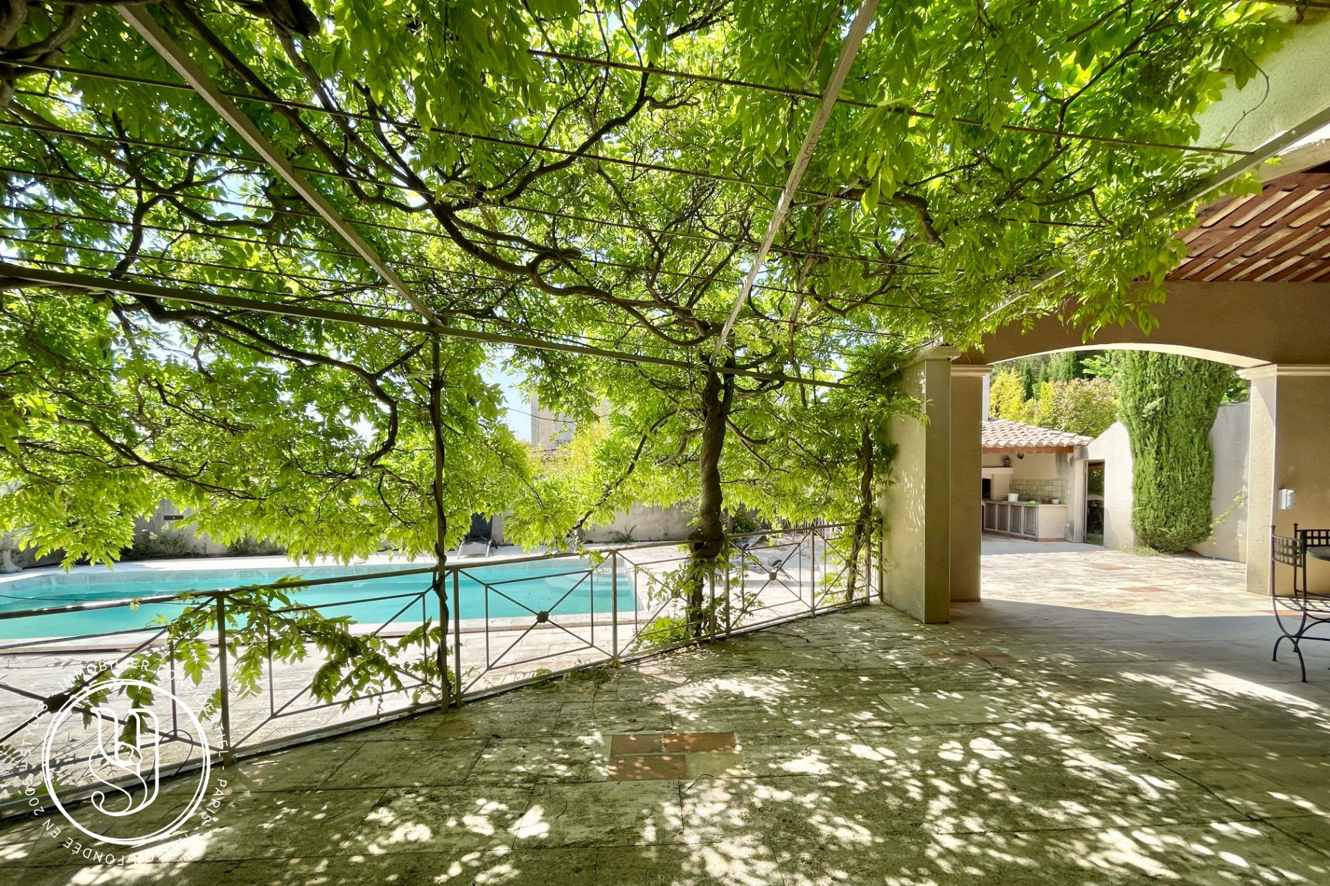Maussane-les-Alpilles - Property with authentic charm - image 7