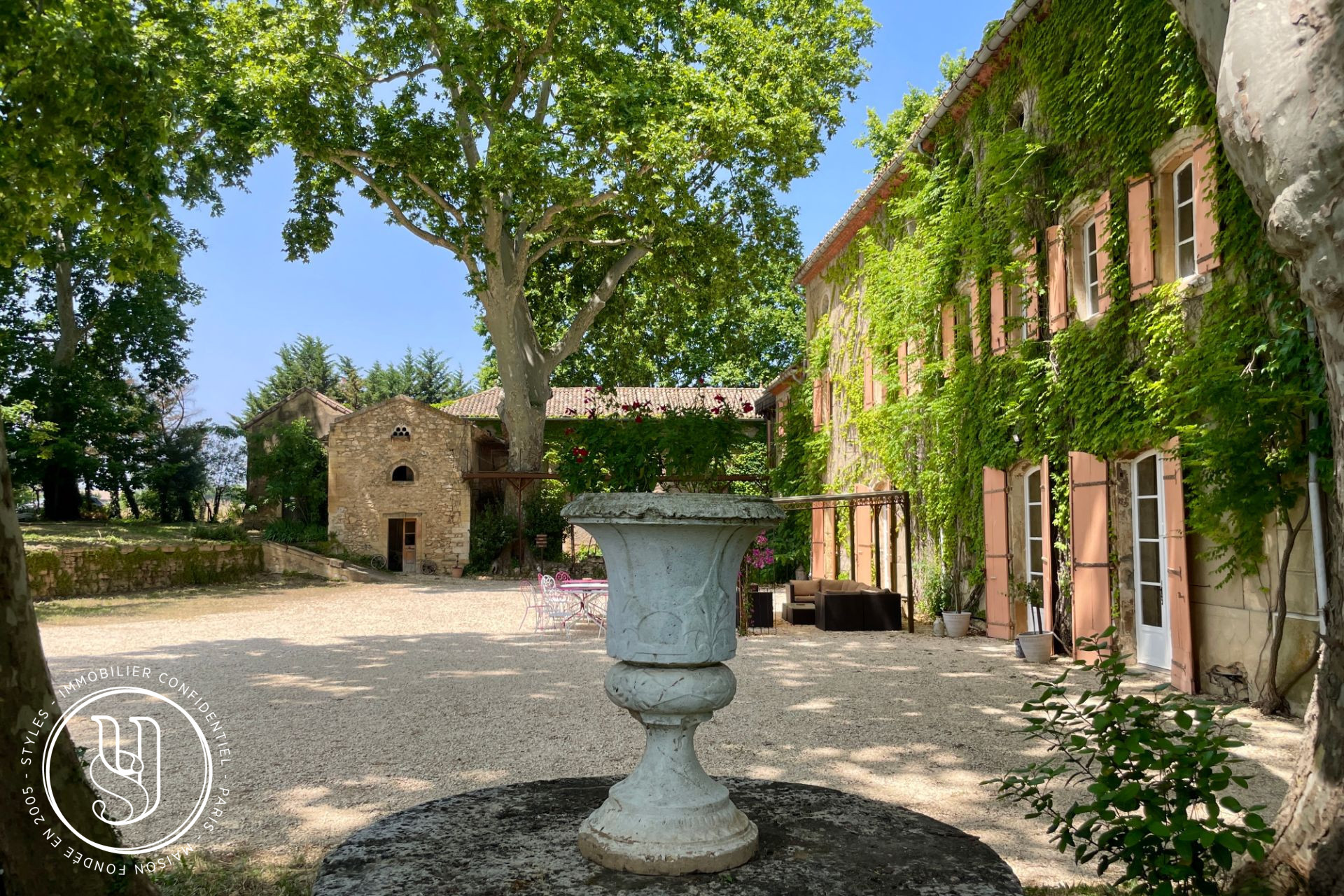 Uzès - - Avignon axis, superb romantic castle and its lands - image 19