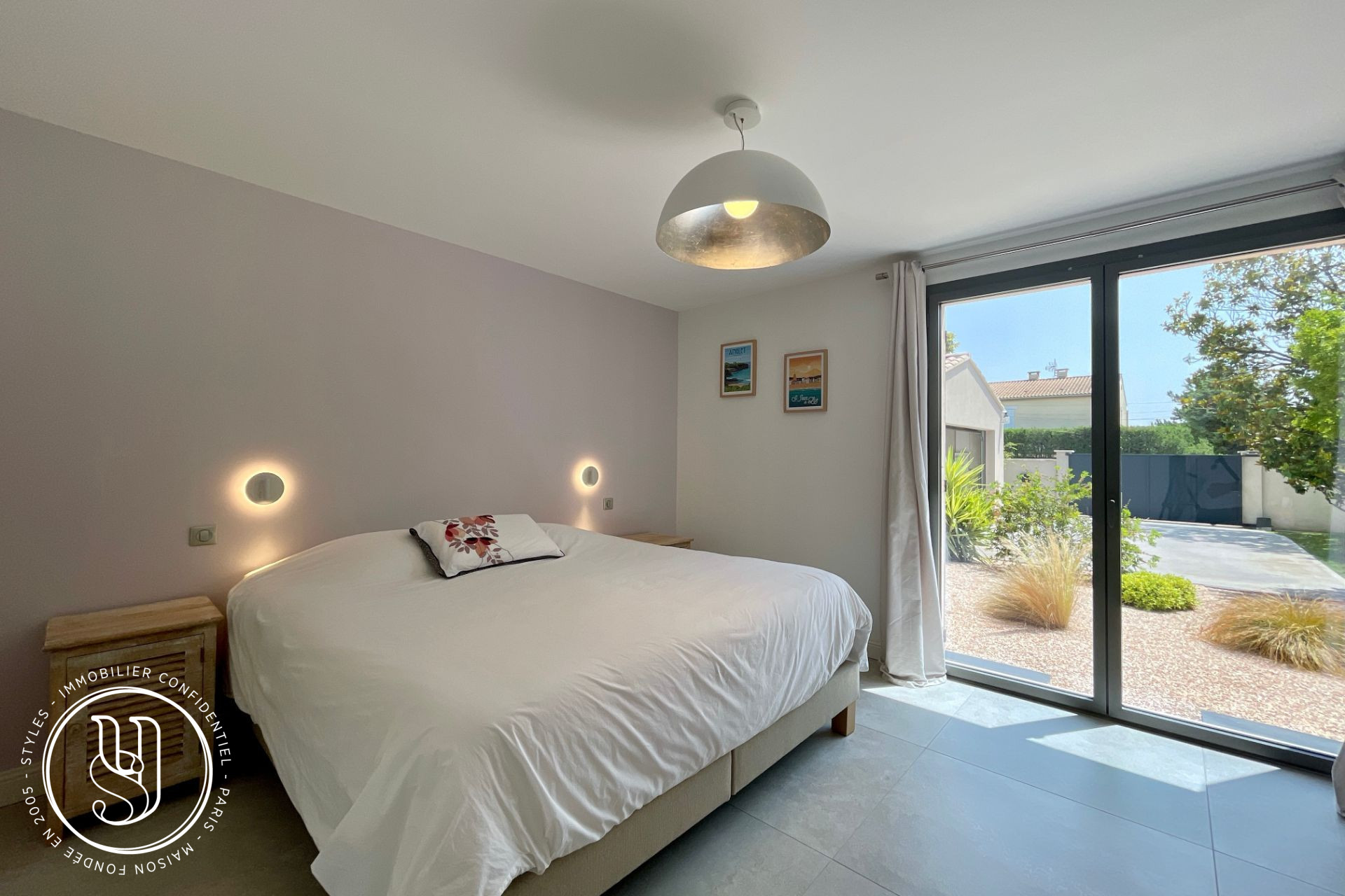 Maussane-les-Alpilles - Luxury villa, light and softness in the heart of the village - image 14