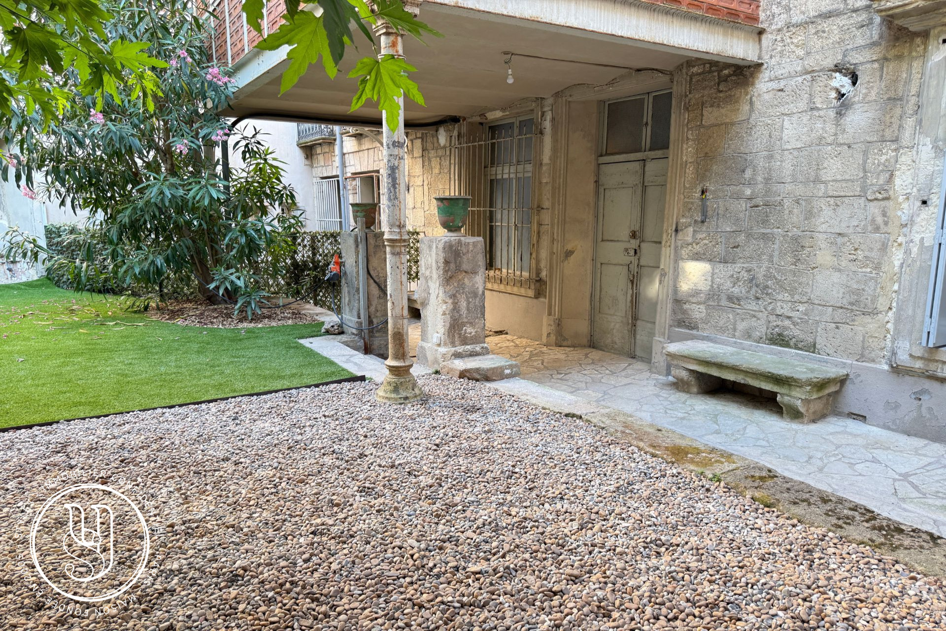 Montpellier - centre historique classé - exceptionnel appartement de maître - image 6
