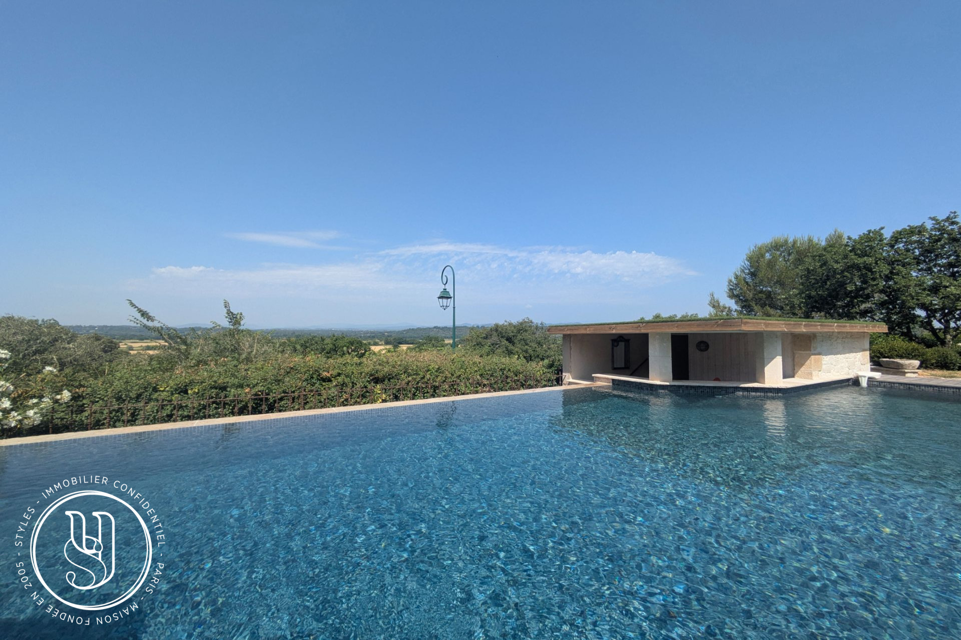Uzès - - Cévennes, a charming house with an incredible view - image 5