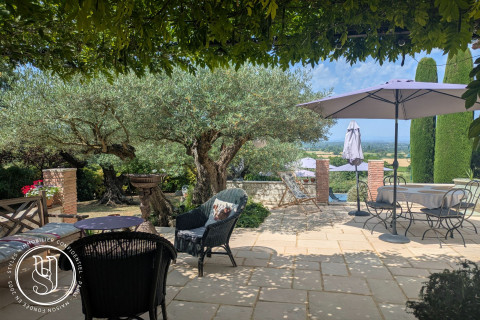 Uzès - - Cévennes, a charming house with an incredible view - image 1