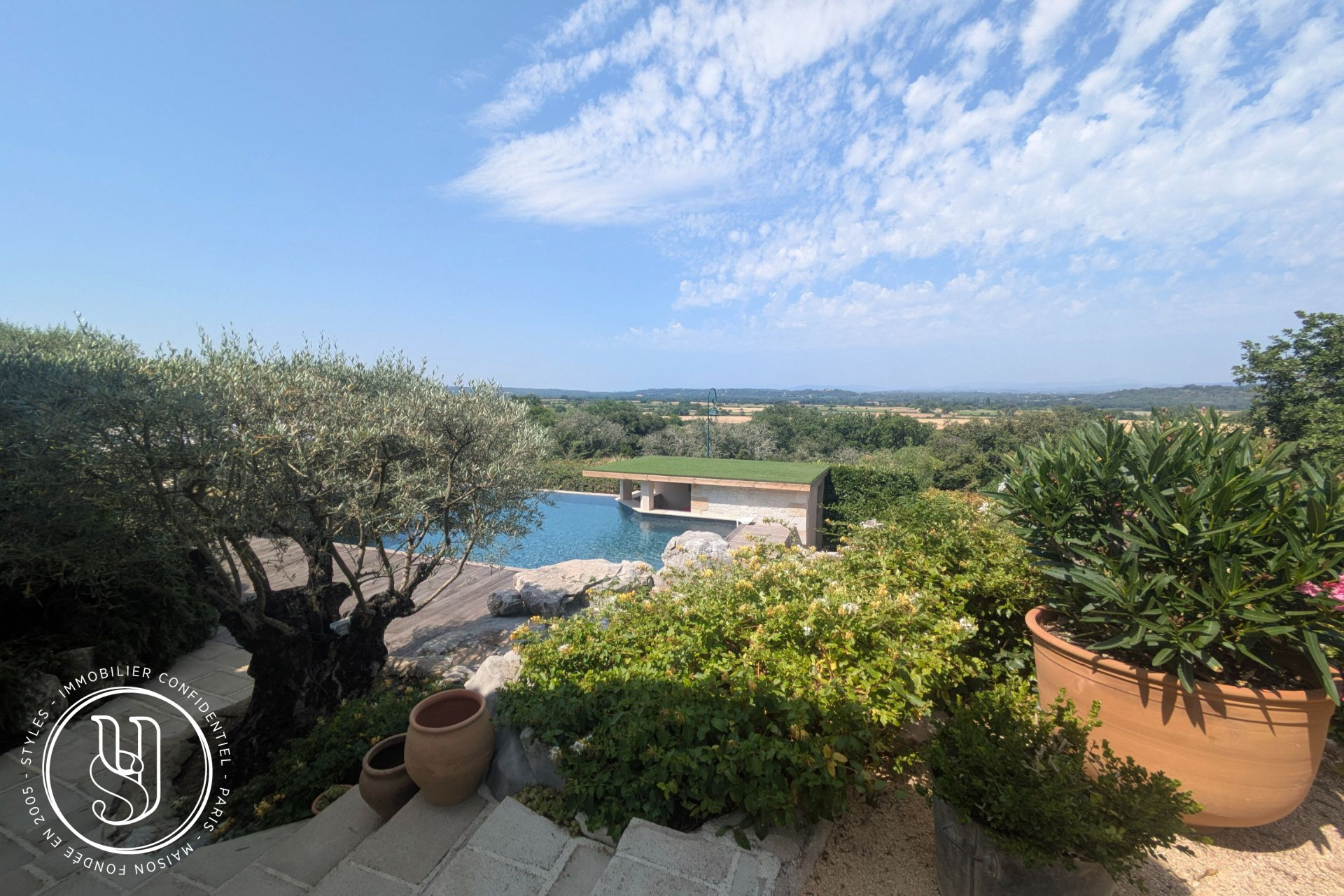 Uzès - - Cévennes, a charming house with an incredible view - image 11