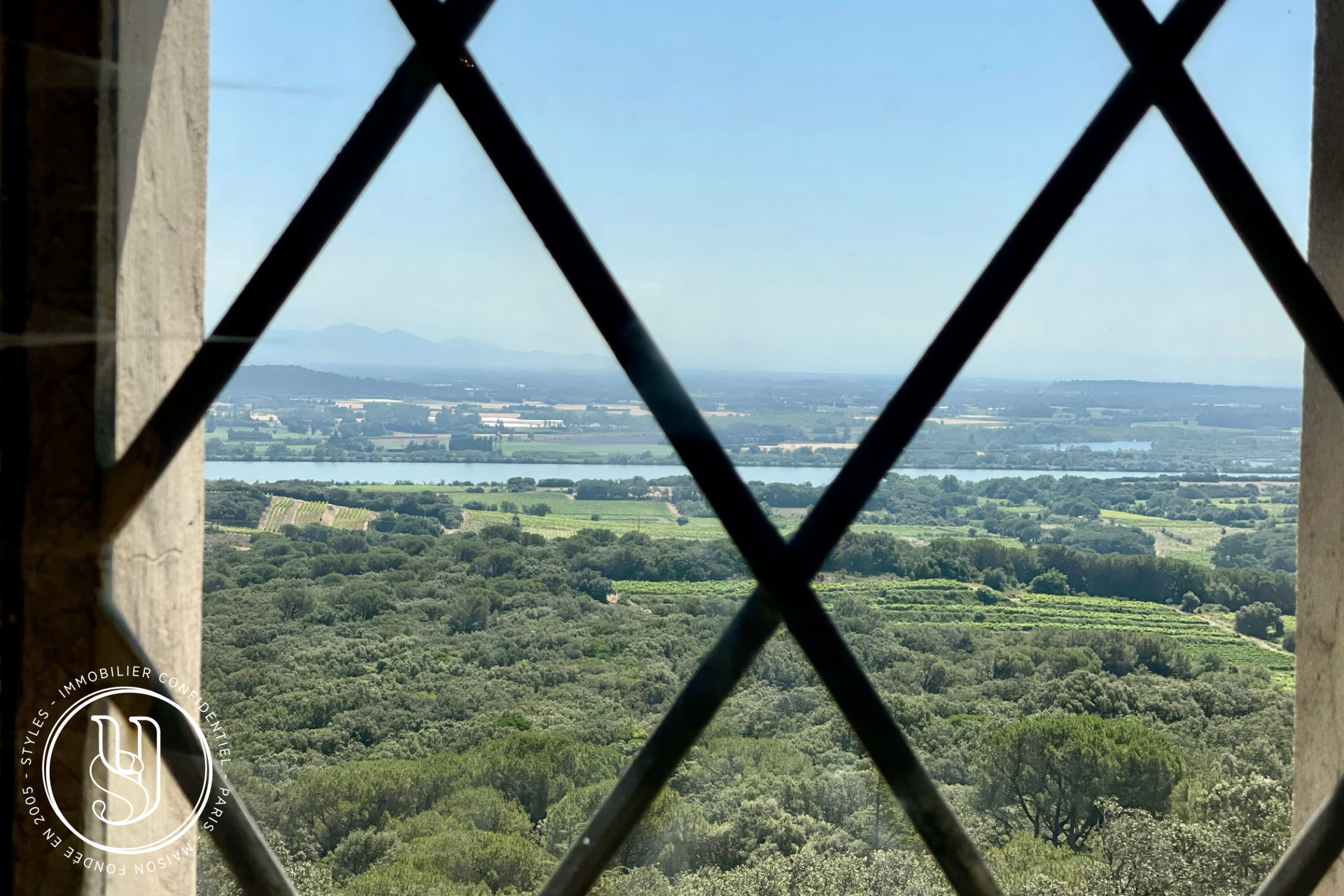 Uzès - Entre Cité Ducale et Palais des Papes.  - image 19