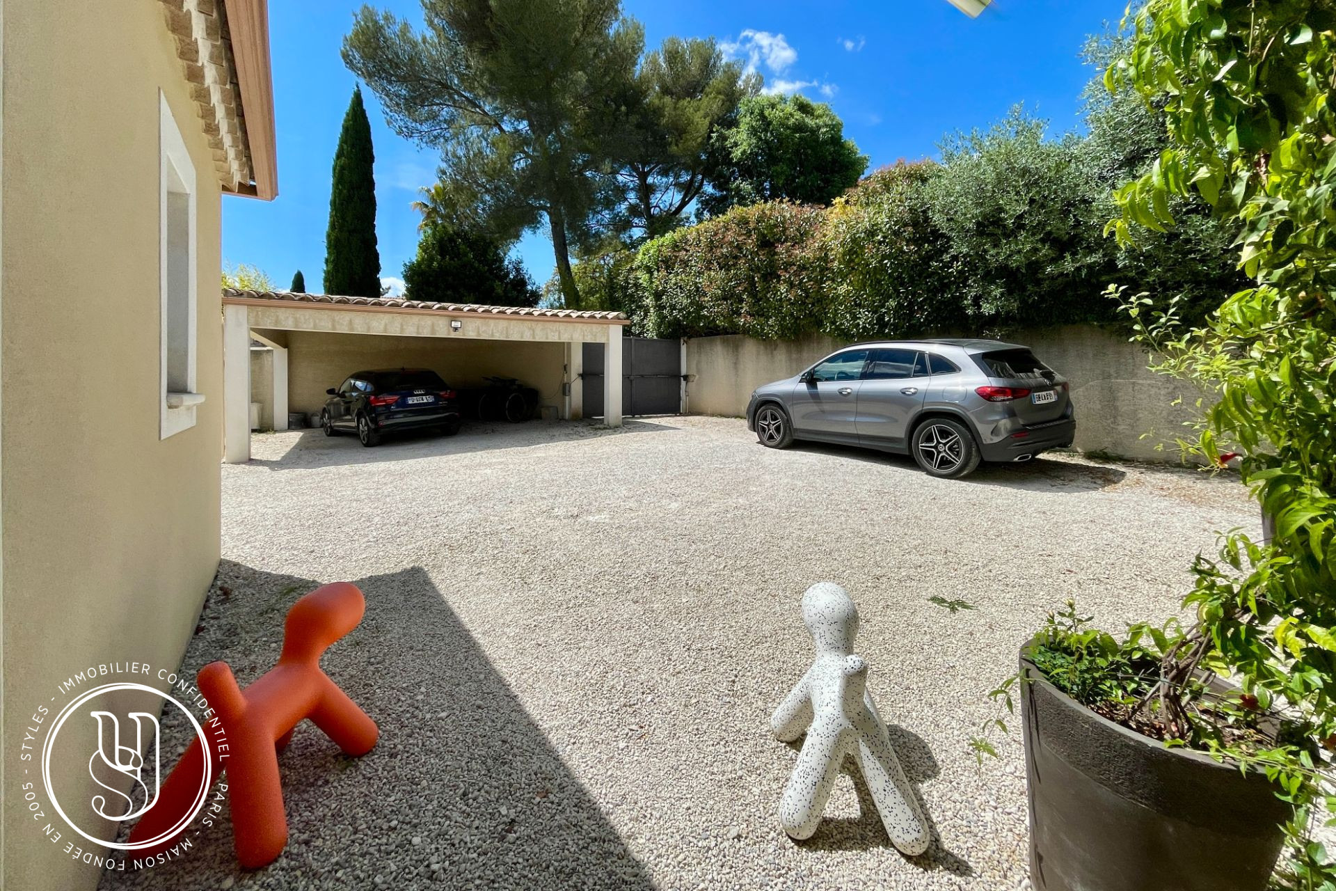 Nîmes - close to the center, a turnkey house - image 9