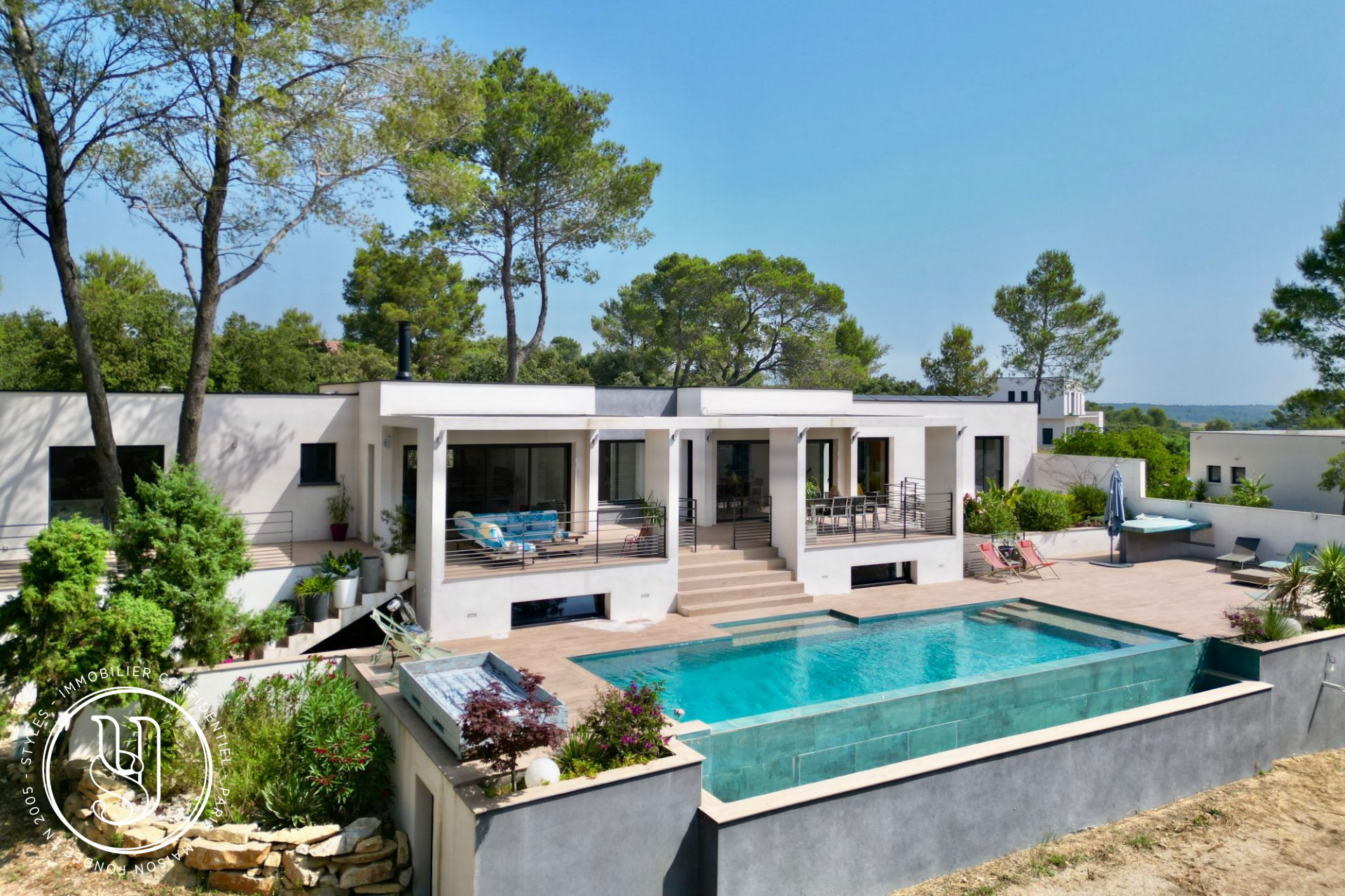 Nîmes - , a remarkable property with breathtaking views - image 14