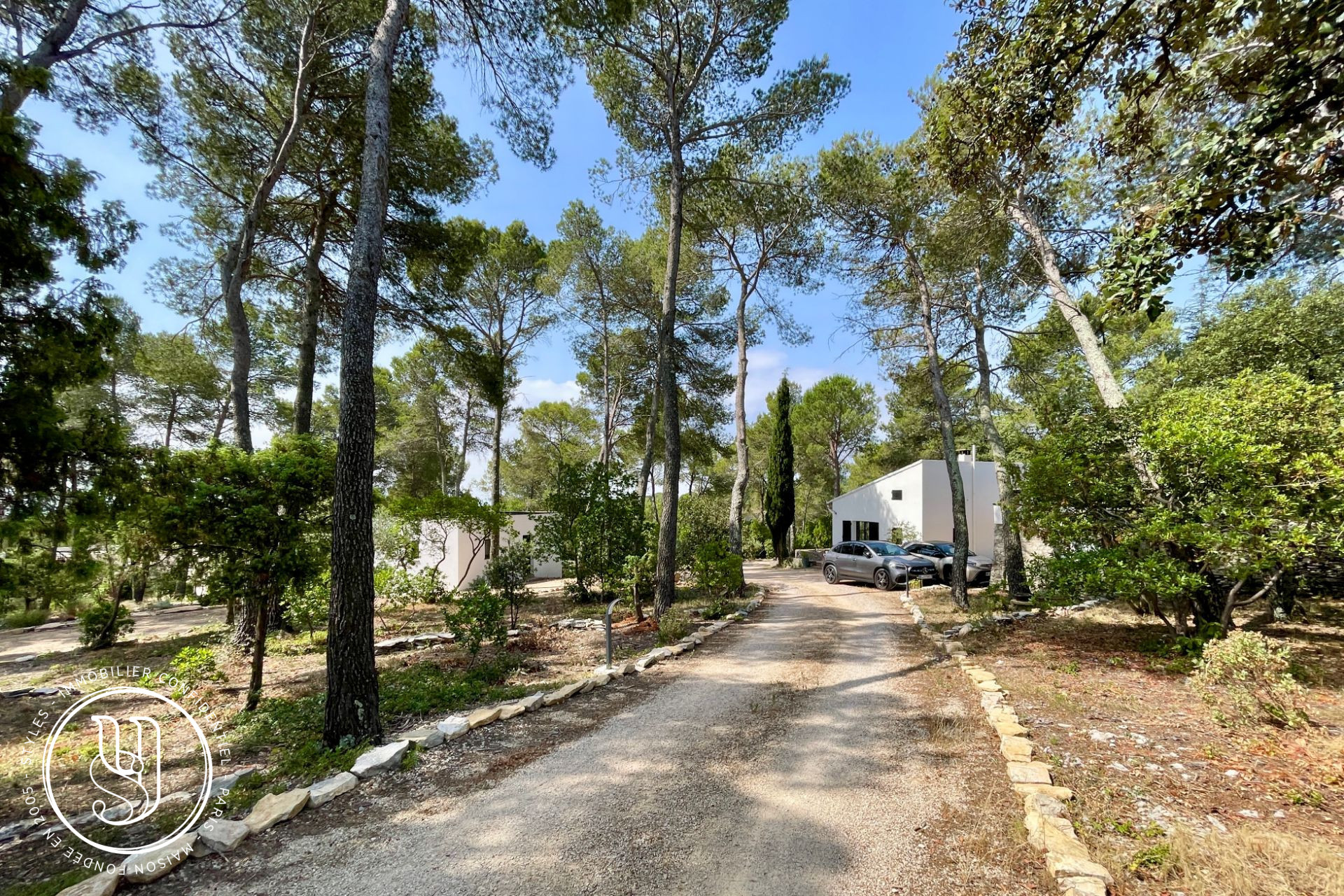 Nîmes - , a remarkable property with breathtaking views - image 16
