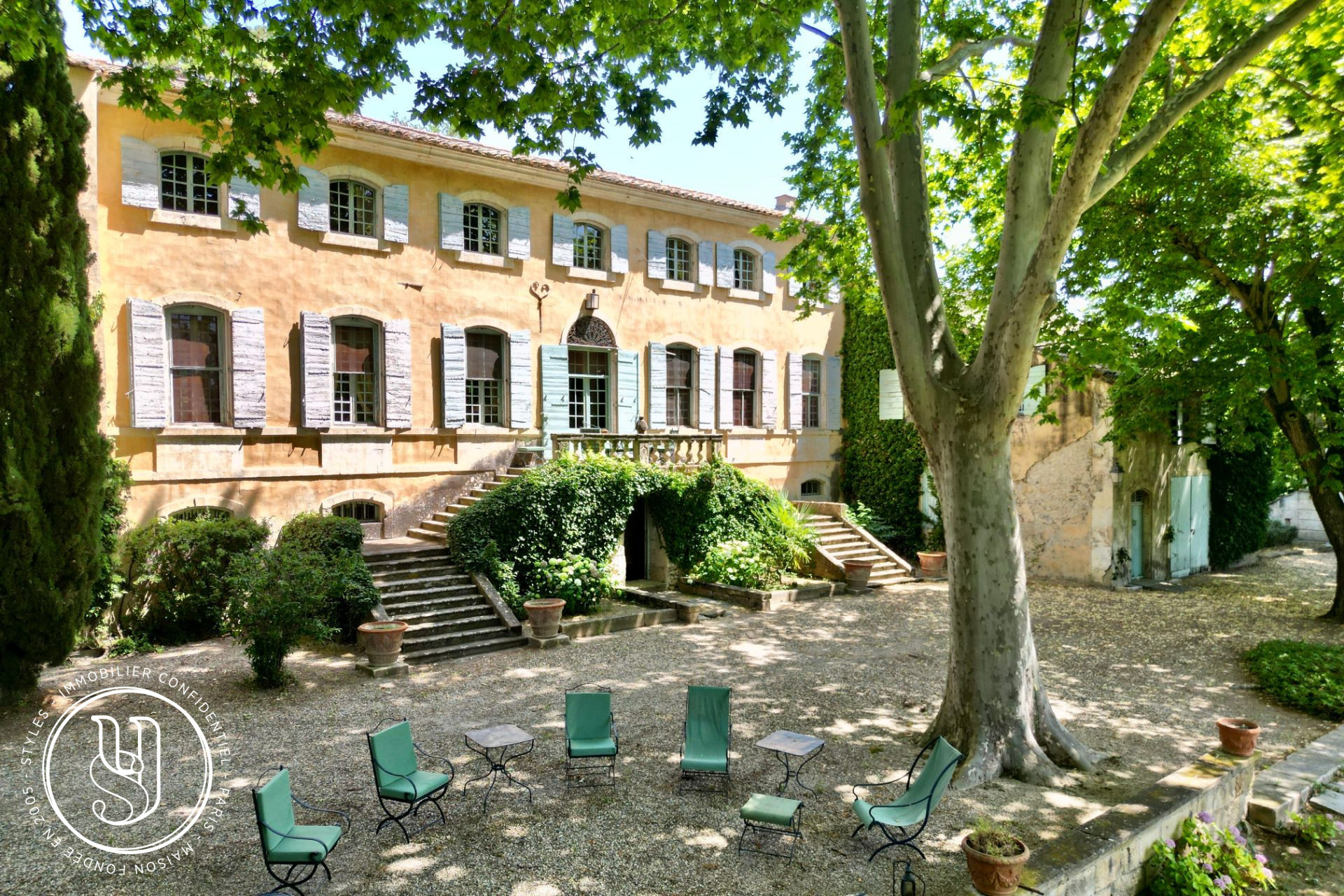 Saint-Rémy-de-Provence - proche, une maison de type bastide et son cachet préservé - image 11
