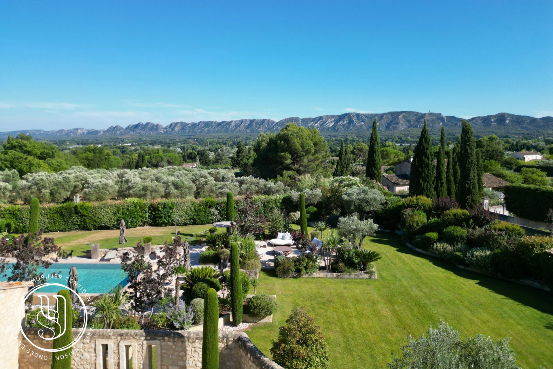 Saint-Rémy-de-Provence - Absolute rarity with panoramic view, - image 2
